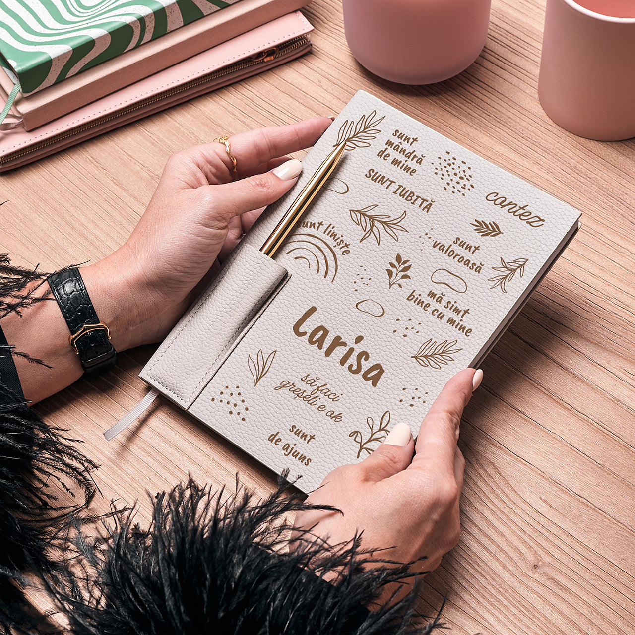 Elegancki planner z długopisem - prezent dla kobiety elegancki prezent dla kobiety