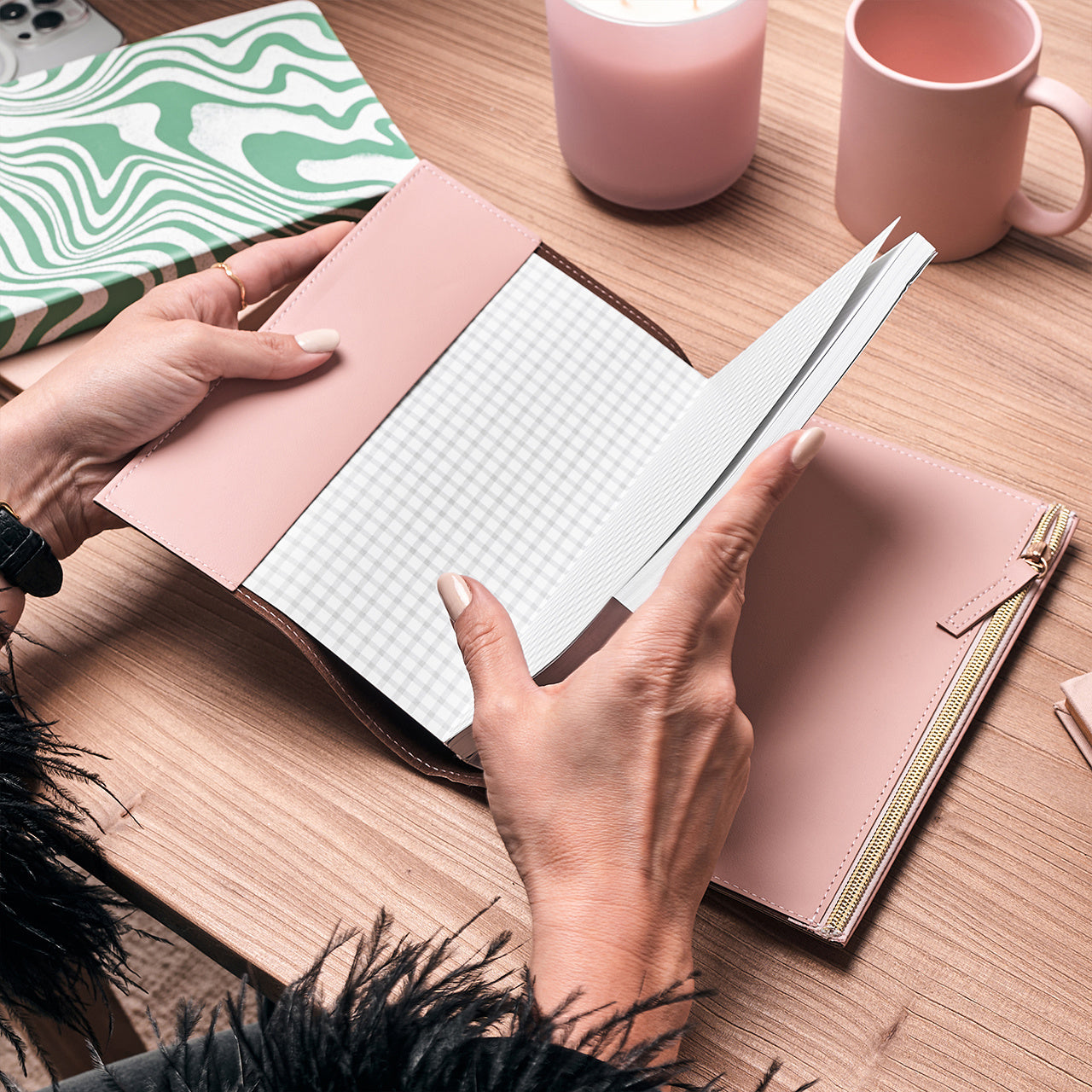 Notatnik na zamek - prezent dla koleżanki na odejście z pracy notes personalizowany upominek na pożegnanie 