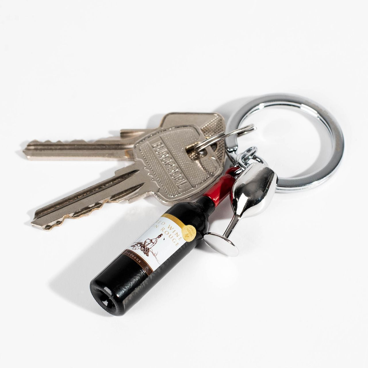 Breloc vin și pahar - cadou pentru iubitoarea de vin