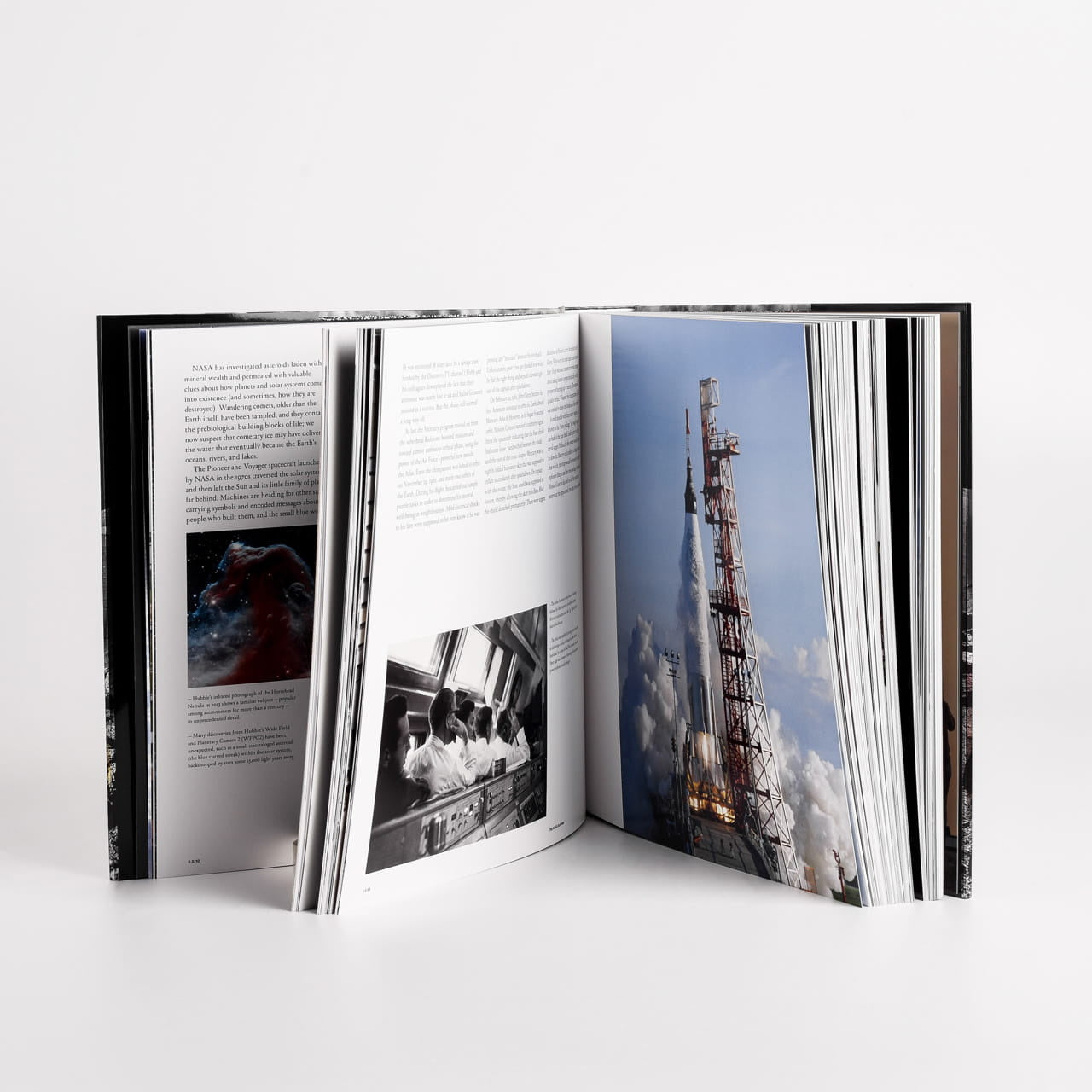 Książka o kosmosie The NASA Archives - 60 Years in Space książka o astronomii prezent dla naukowca