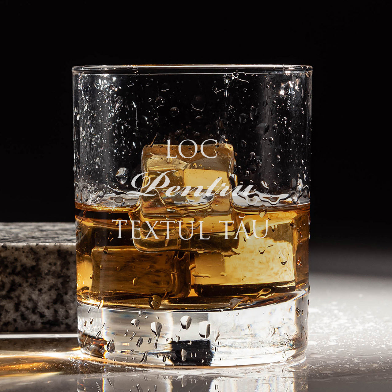 Pahar de whisky gravat – cadou pentru cunoscătorul de whisky