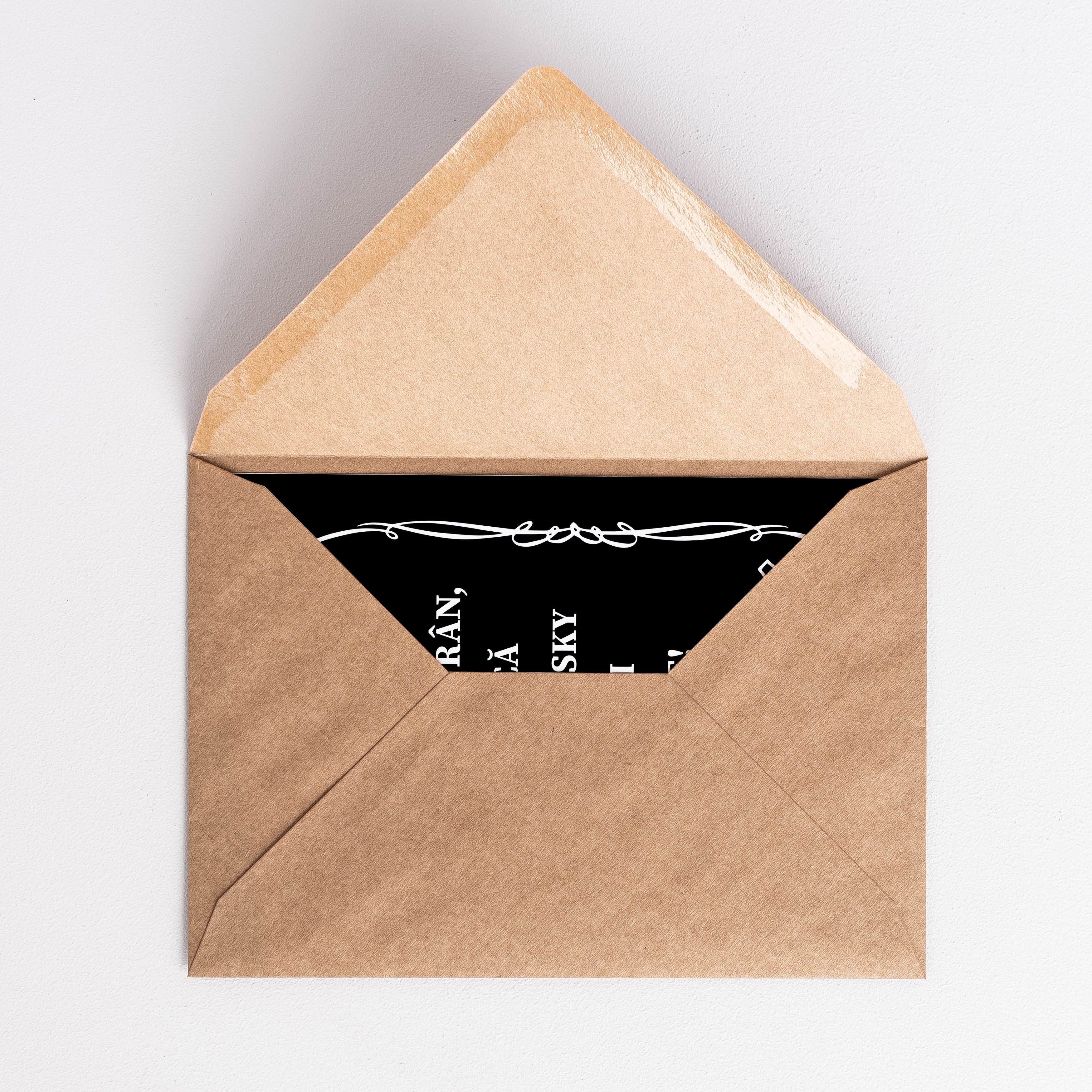 Felicitare personalizată pentru aniversarea lui - Ești bătrân