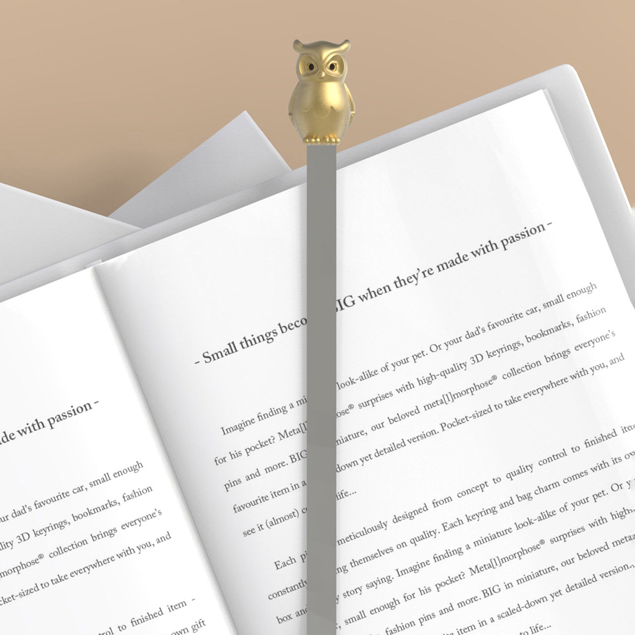 Semn de carte metalic în formă de bufniță