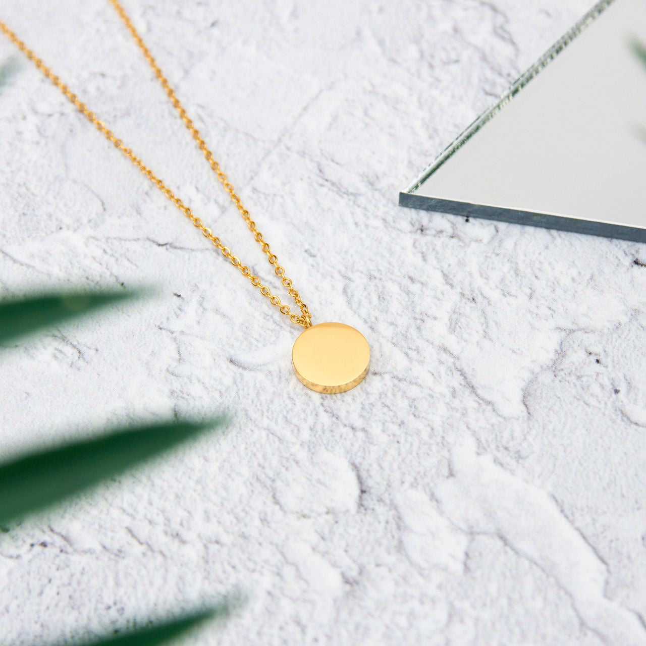 Colier placat cu aur pentru cadou - cerc