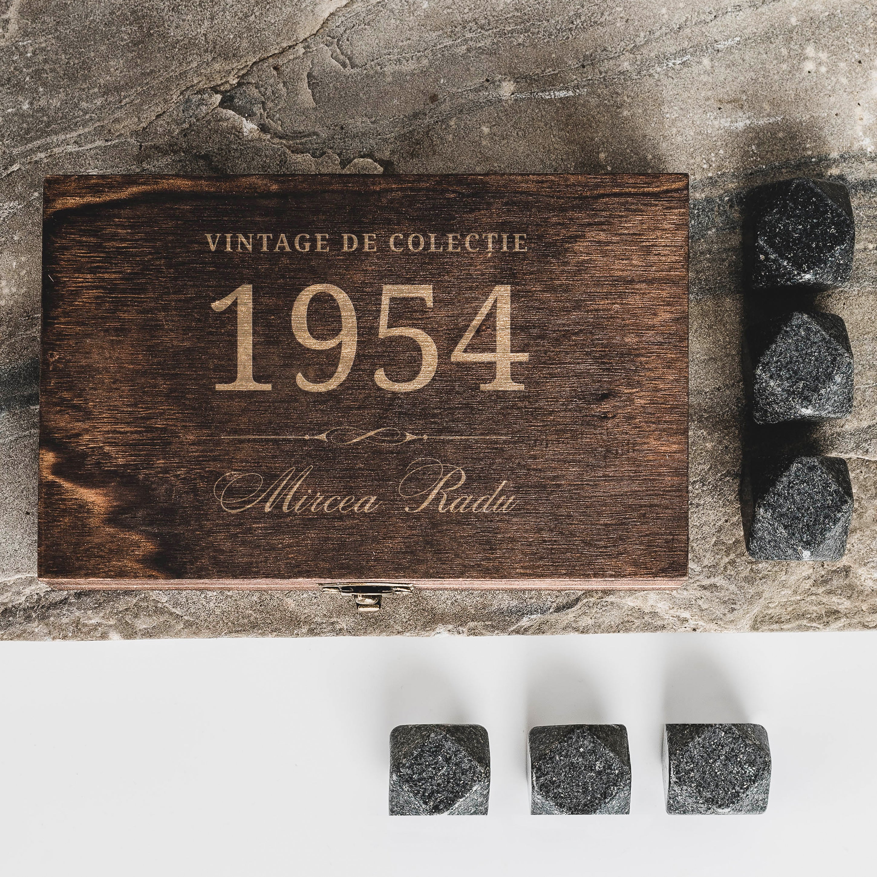 Kamienie do whisky personalizowane NA 50 URODZINY kostki do whisky prezent na 50 urodziny dla mężczyzny