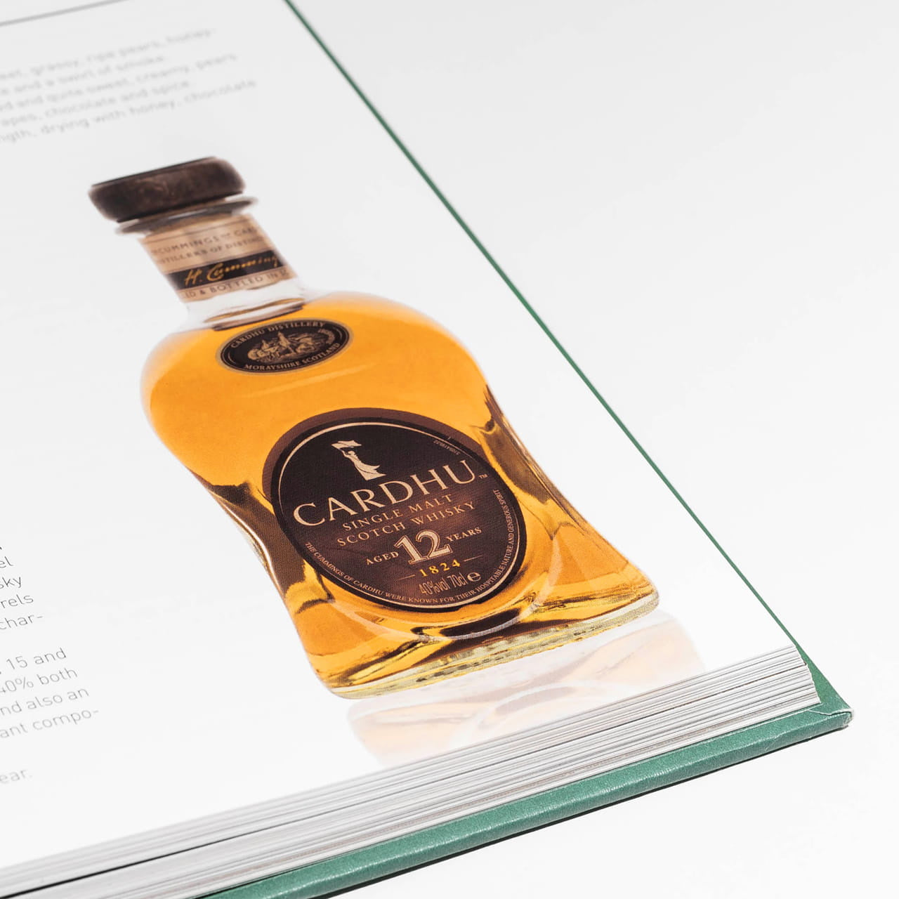 Książka o whisky The World of Whisky prezent dla miłośnika whisky prezent dla konesera whisky