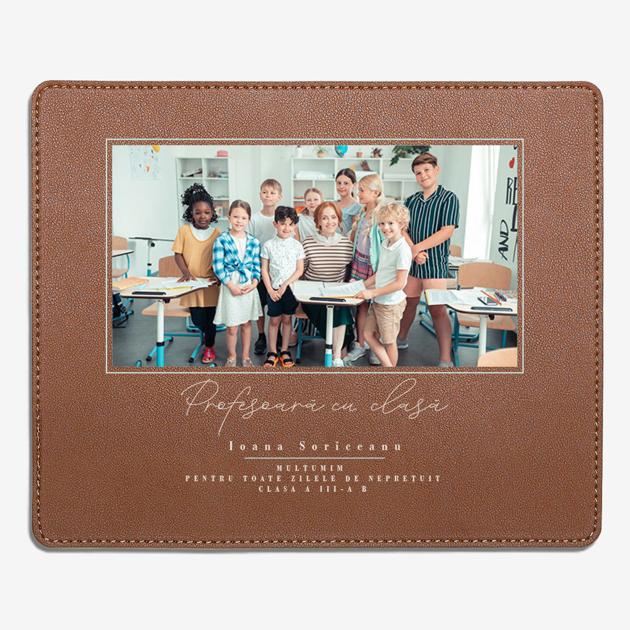 Mouse pad personalizat – cadou practic pentru profesoară