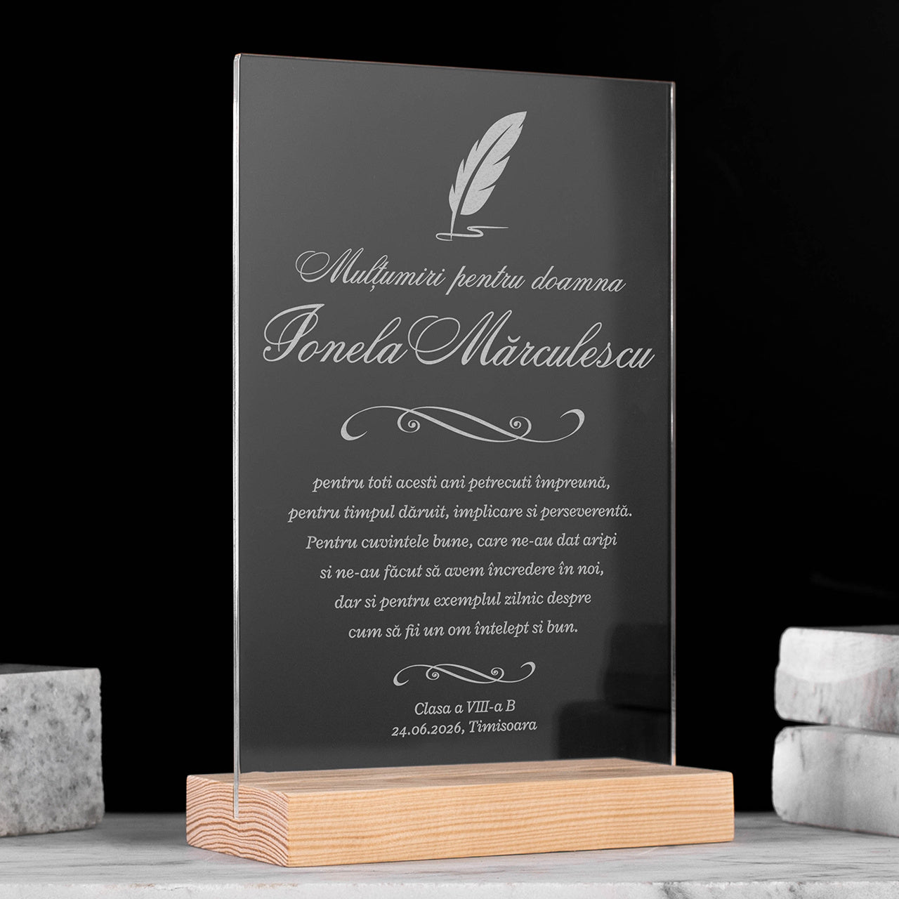 Elegancka statuetka na prezent dla nauczyciela statuetka dla nauczyciela prezent dla wychowawcy