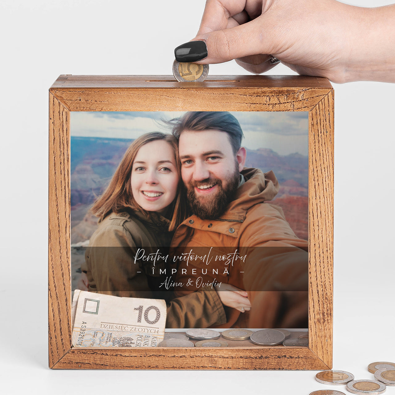 Skarbonka ze zdjęciem na prezent dla pary personalizowana skarbonka prezent dla małżonków skarbonka na prezent