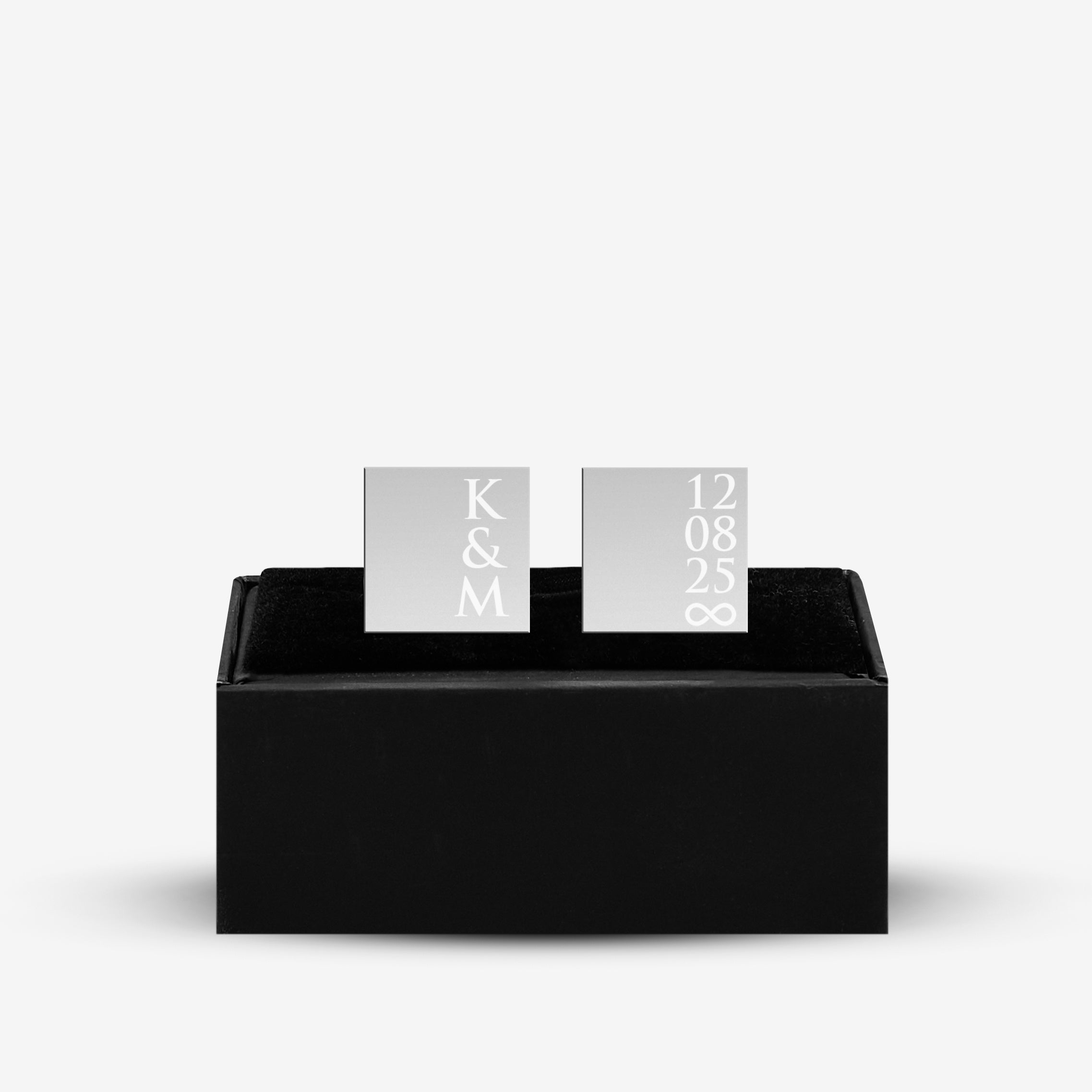 Butoni gravați pentru mire – cadou elegant pentru viitorul soț