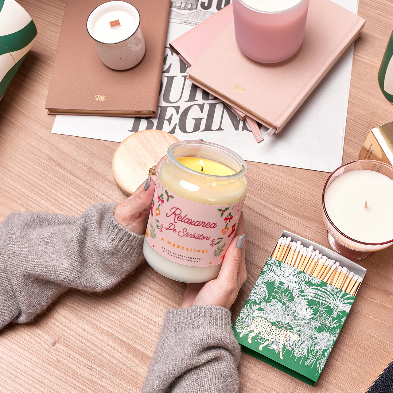 Lumânare de Crăciun personalizată – cadou pentru prietenă de sărbători