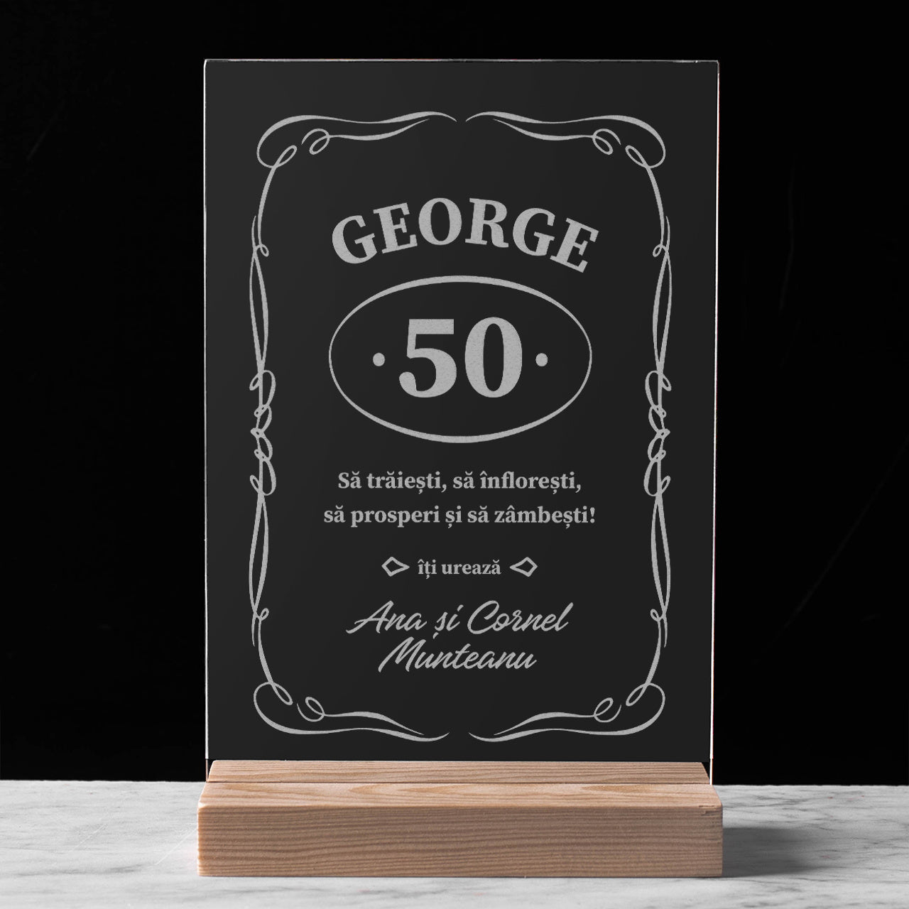 Statuetă gravată pentru a 50-a aniversare