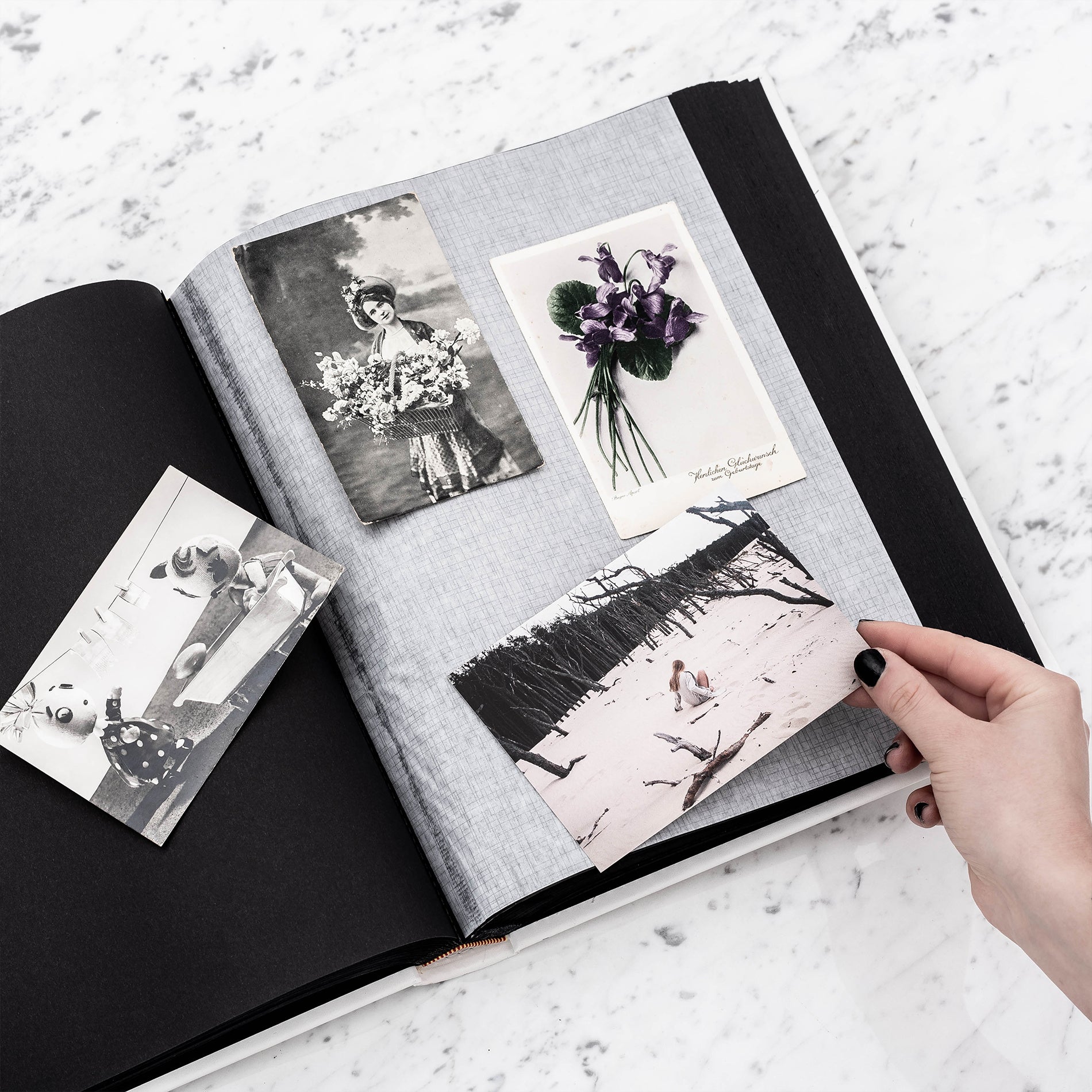 Album personalizat – cadou pentru cuplu la nuntă