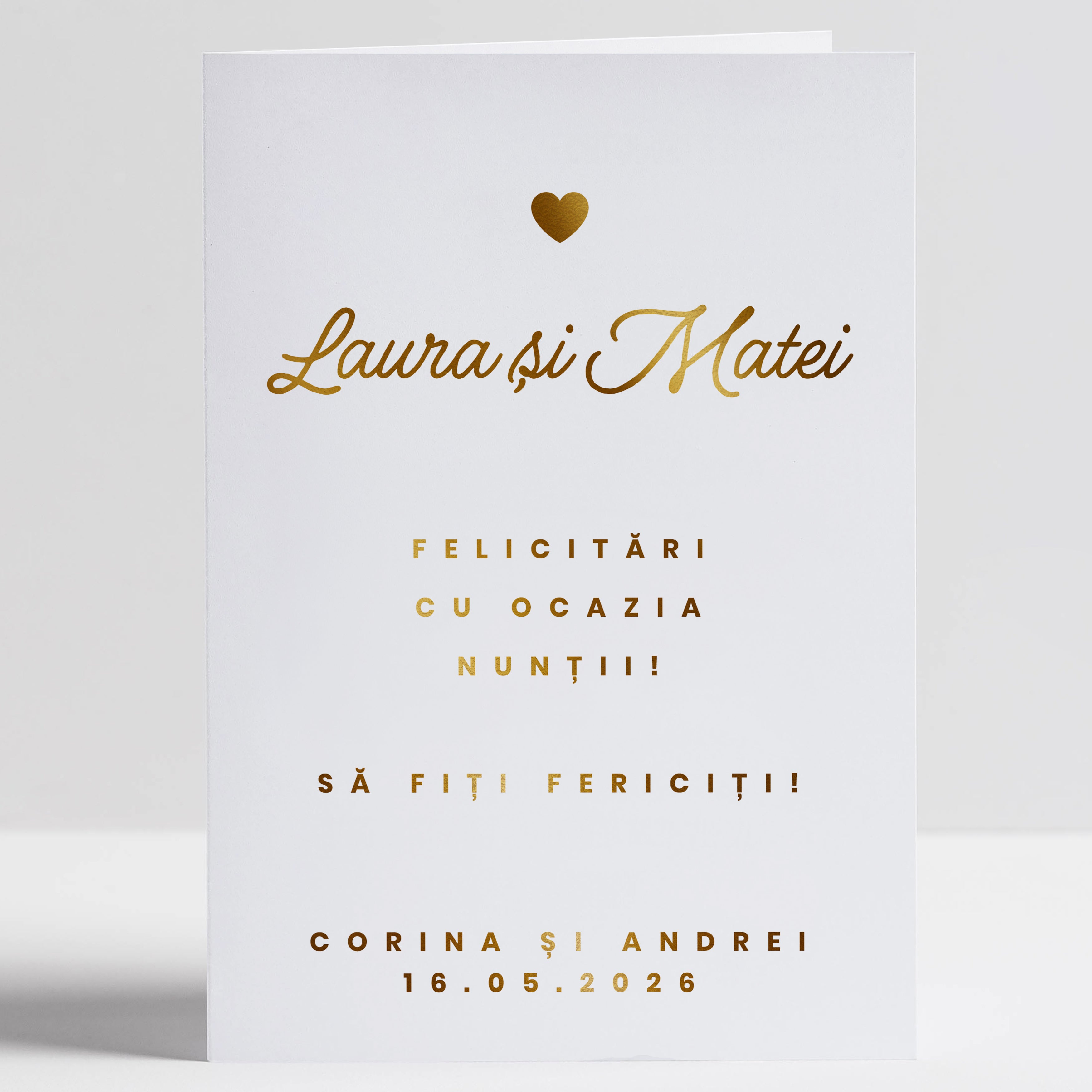 Felicitare elegantă de nuntă cu litere aurii