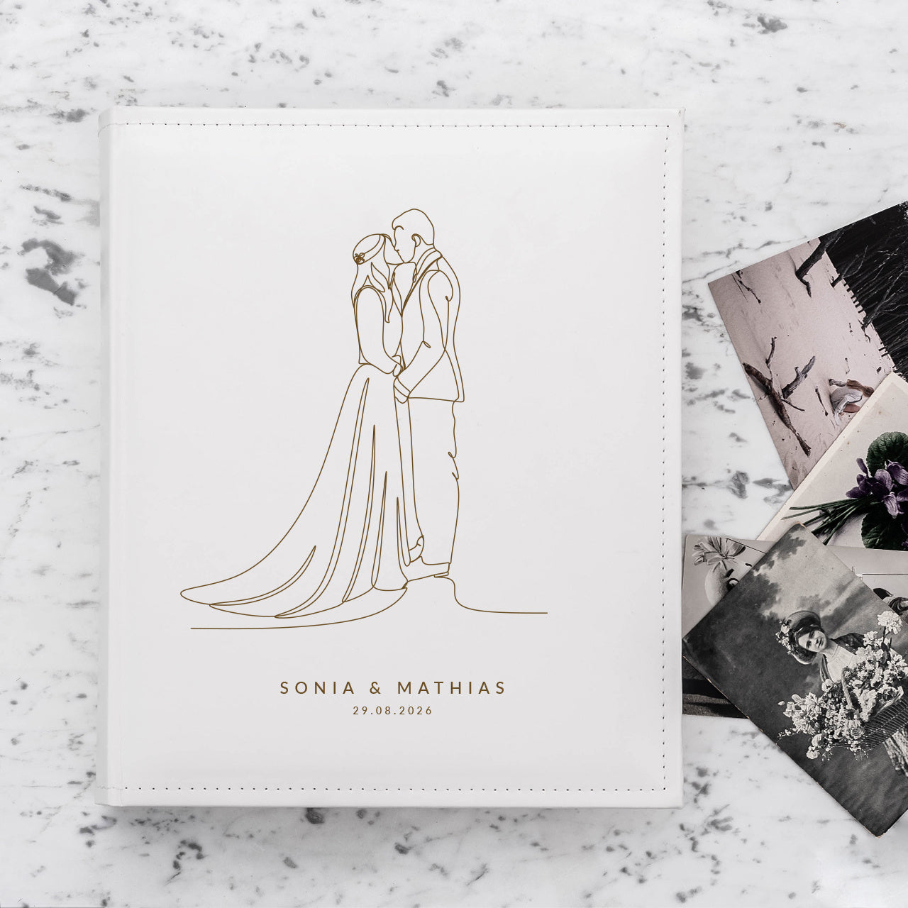 Album personalizat – cadou pentru cuplu la nuntă