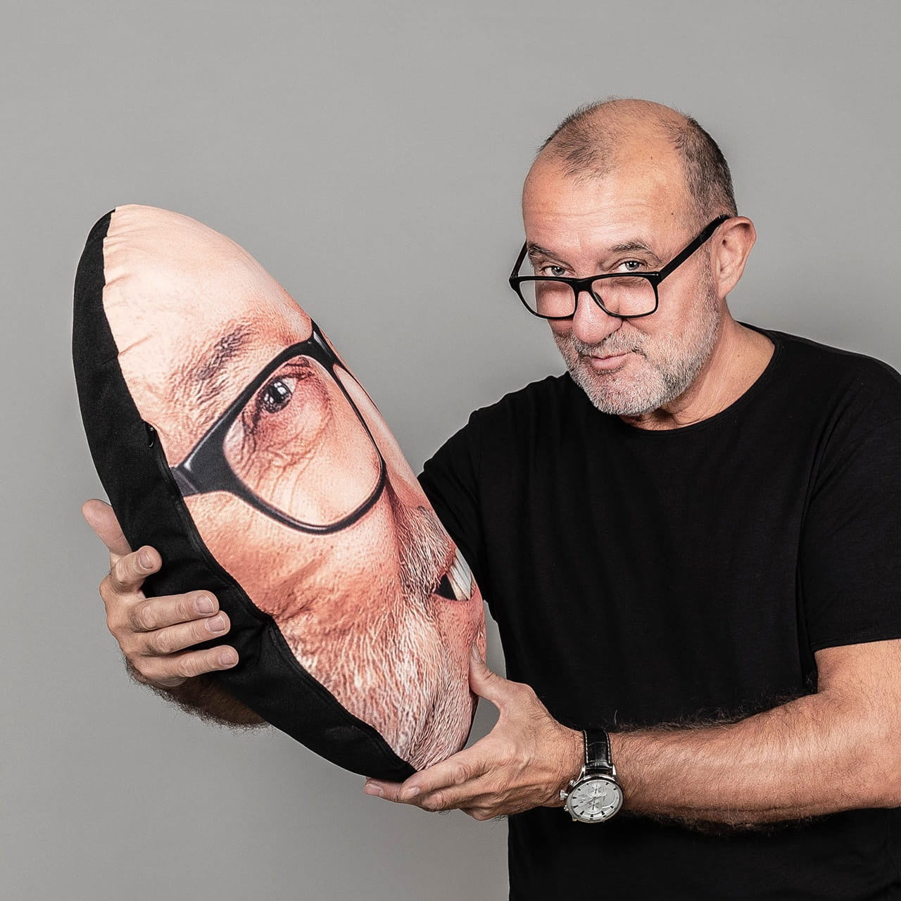 Poduszka z Twoją twarzą - prezent ze zdjęciem dla chłopaka poduszka z twarzą śmieszny prezent dla chłopaka