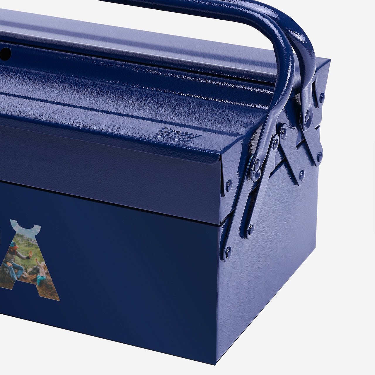 Cutie de scule metalică — cutie pentru tata