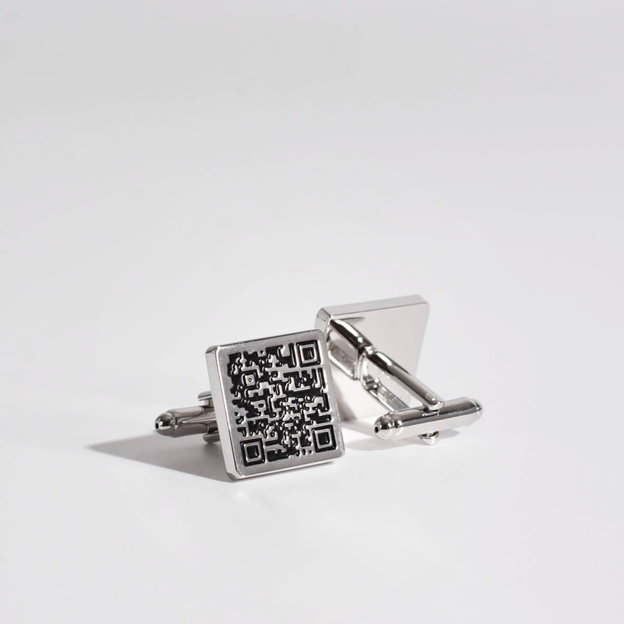 Oryginalne spinki do mankietów - Kod QR prezent dla programisty prezent dla informatyka prezent dla komputerowca