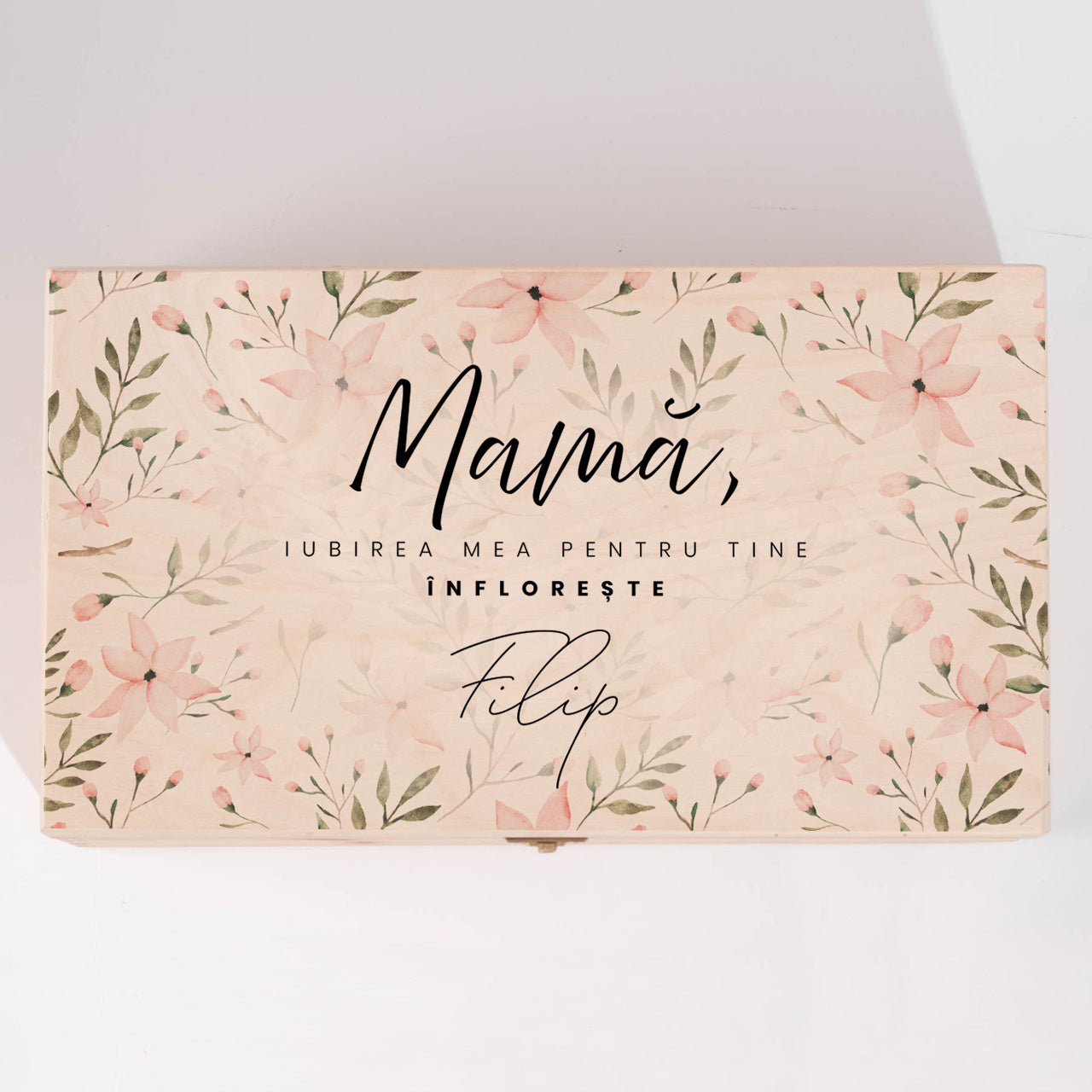 Cutie personalizată cu ustensile de grădină - cadou pentru mama