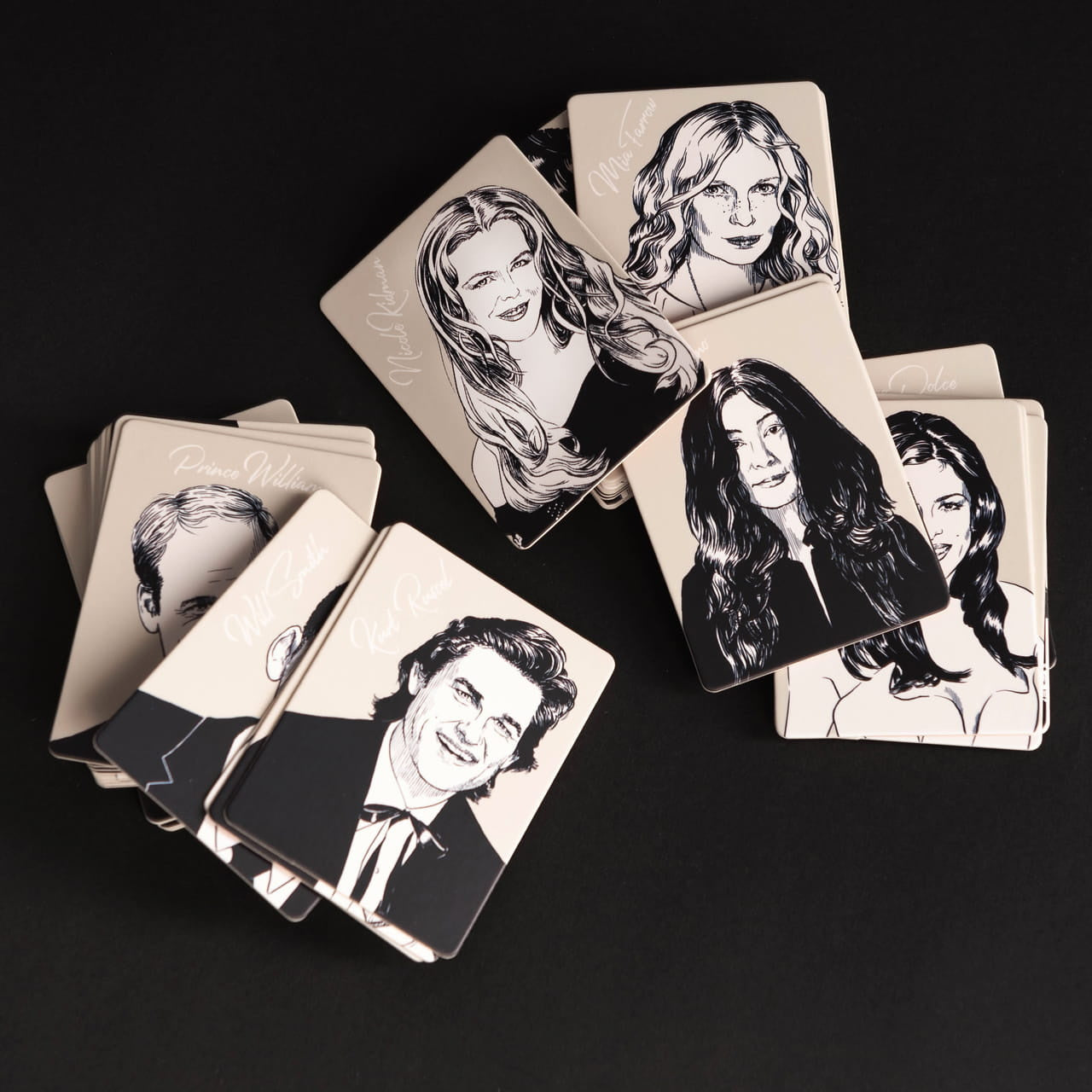 Gra memory Celebrity Couples gra karciana prezent dla pary prezent na parapetówkę