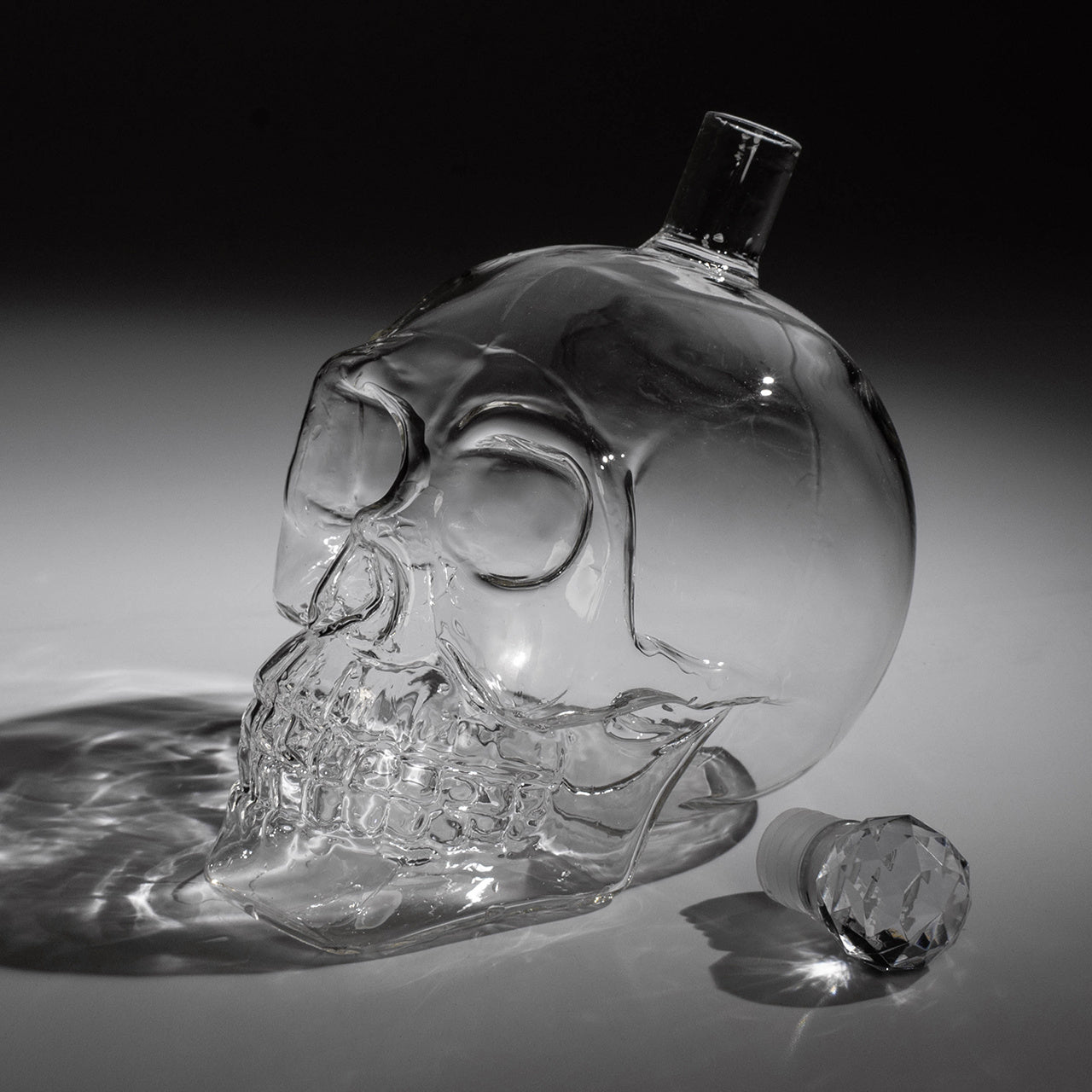 Carafă din cristal în formă de craniu 700 ml