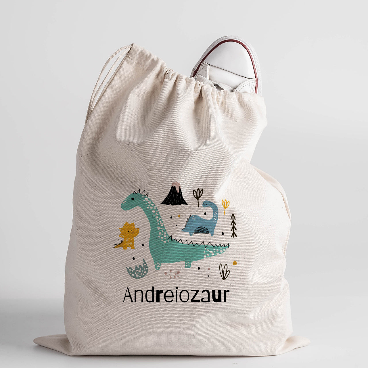 Săculeț personalizat pentru grădiniță – cadou pentru un fan al dinozaurilor