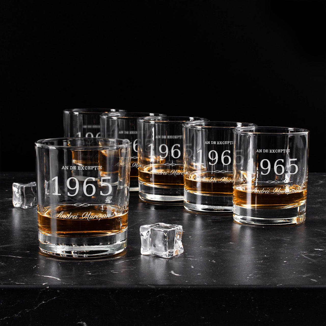 Set de pahare personalizate de whisky - An de excepție - cadou pentru ziua lui de naștere