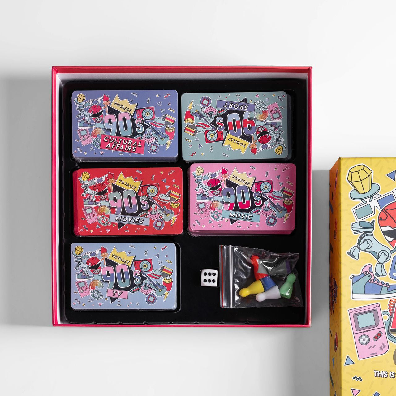 Gra lata 90 Totally 90'S Board Game gra planszowa lata 90 gra towarzyska prezent na parapetówkę 