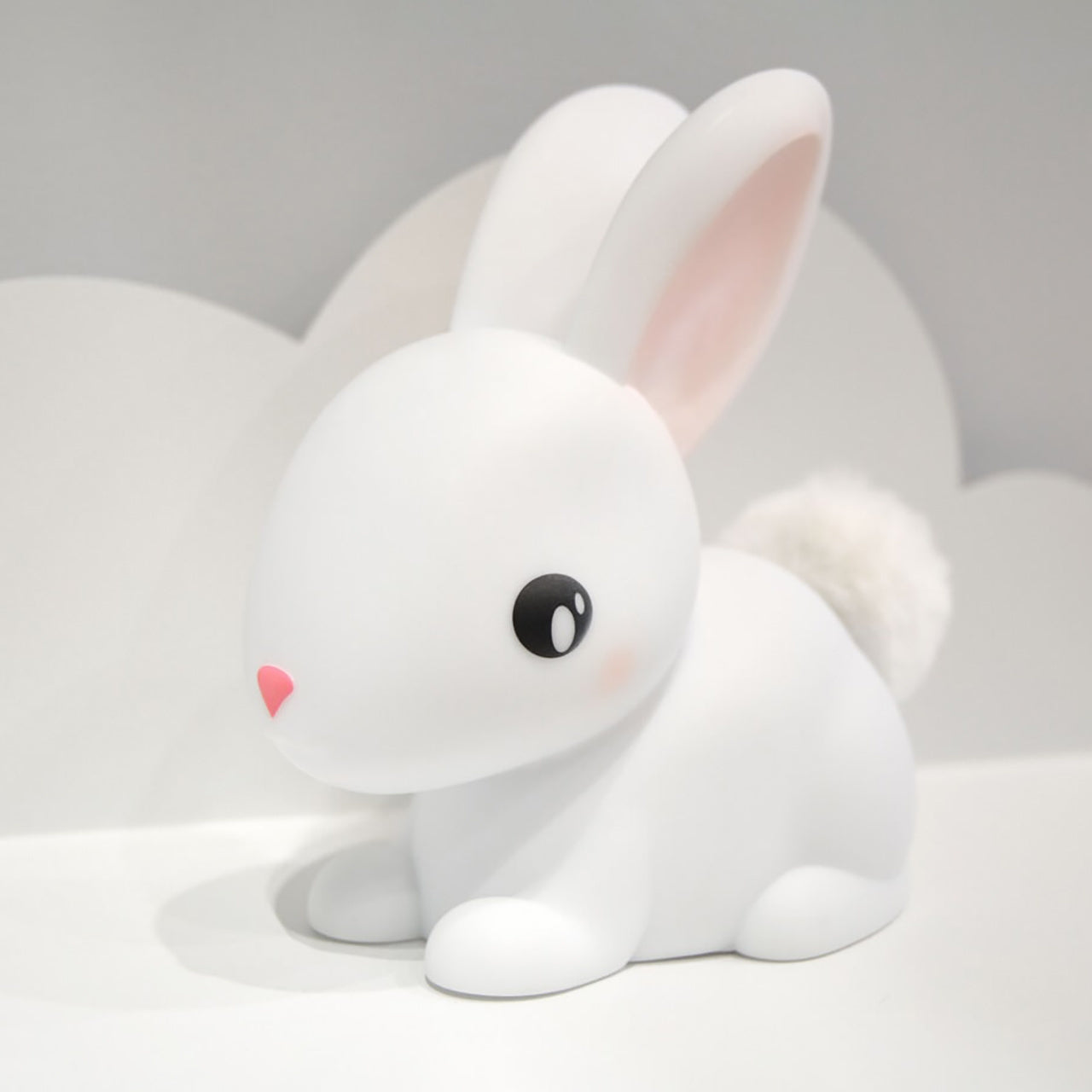 Lampă de noapte în formă de iepuraș