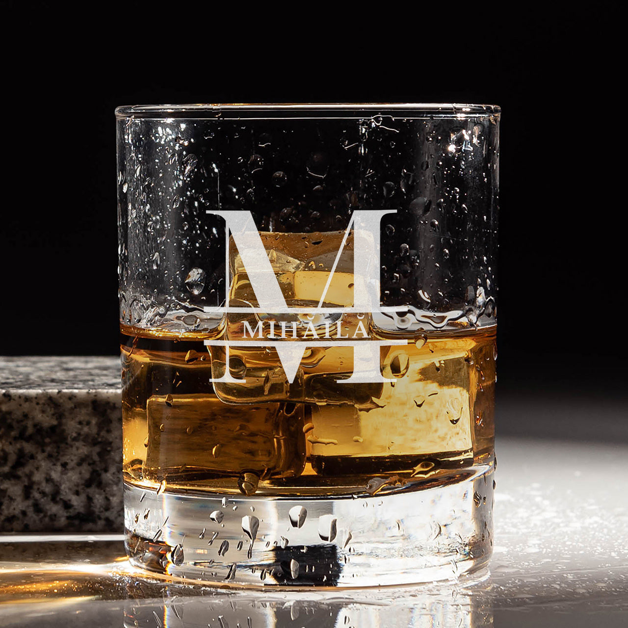 Pahar elegant de whisky - cadou pentru bărbat de ziua lui de naștere