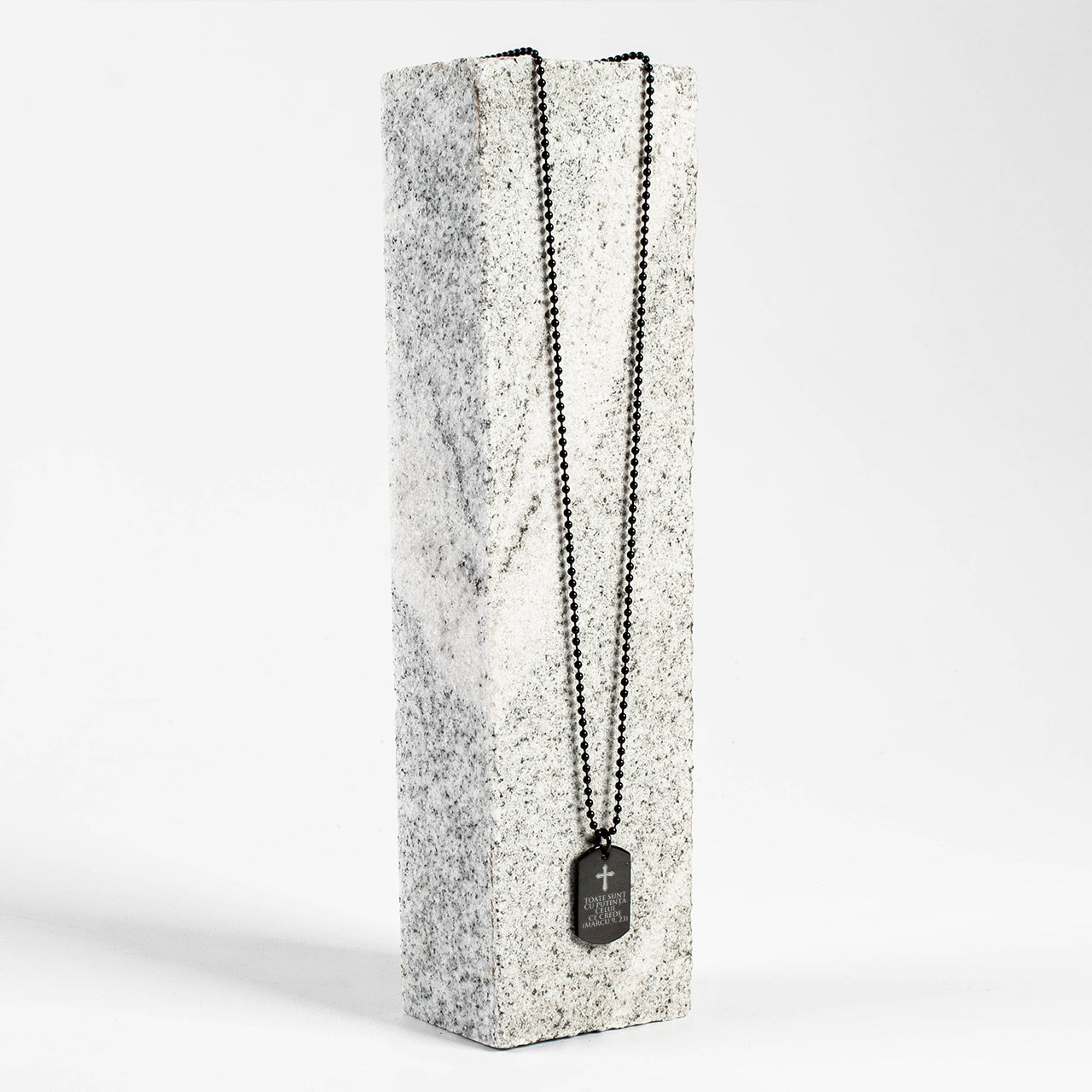 Pandantiv personalizat cu cruce 