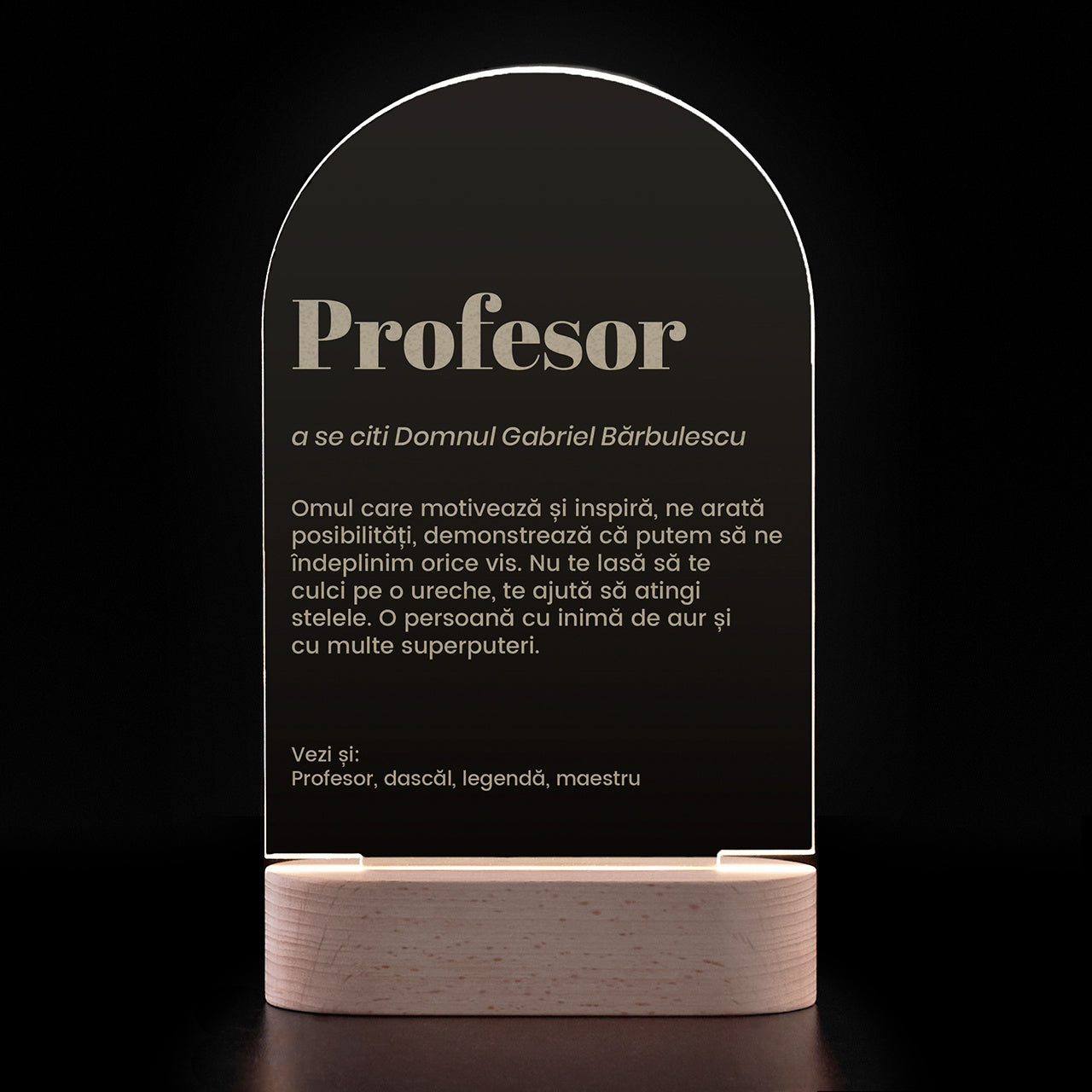 Statuetă LED pentru profesor – Definiție