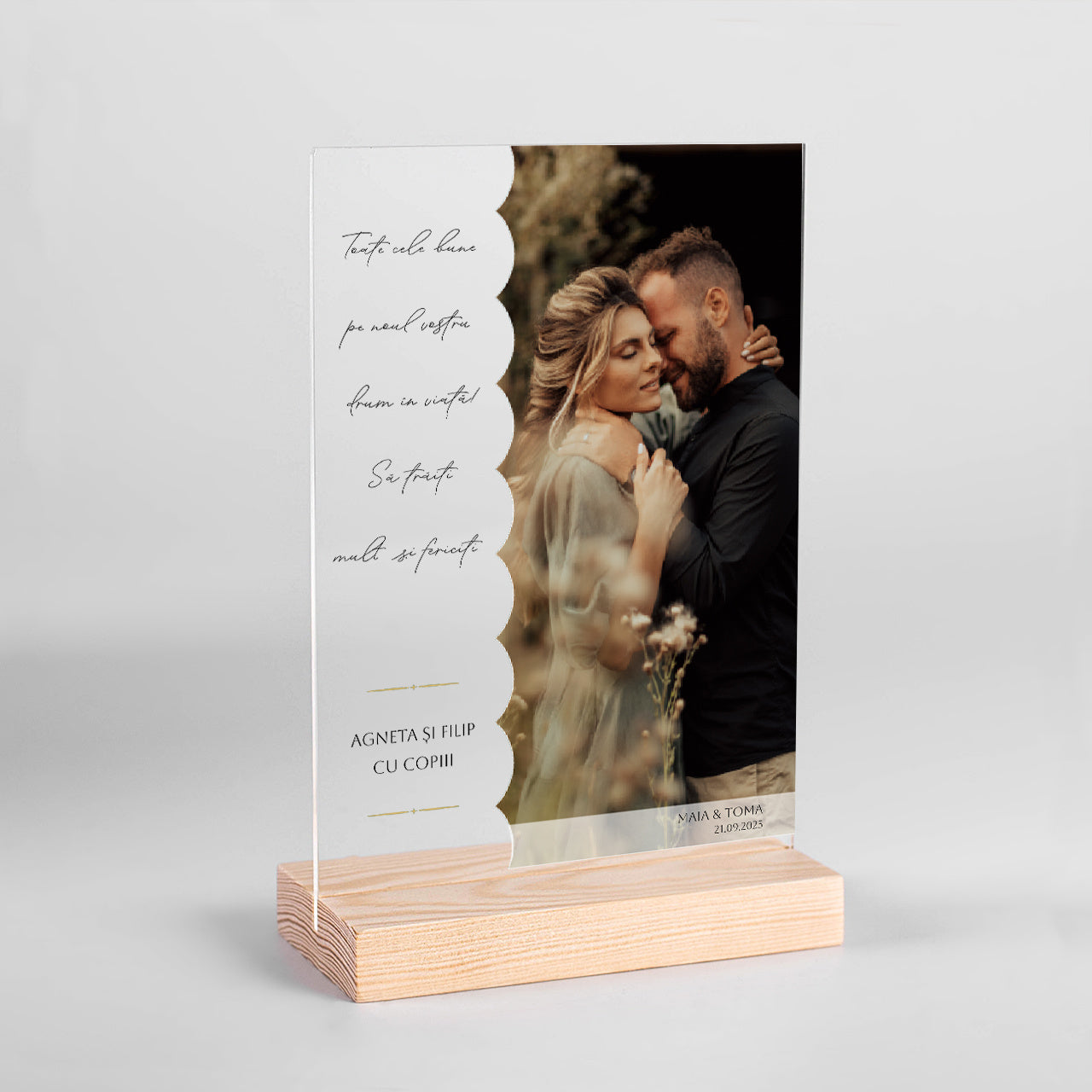 Statuetă personalizată – amintire de nuntă pentru miri