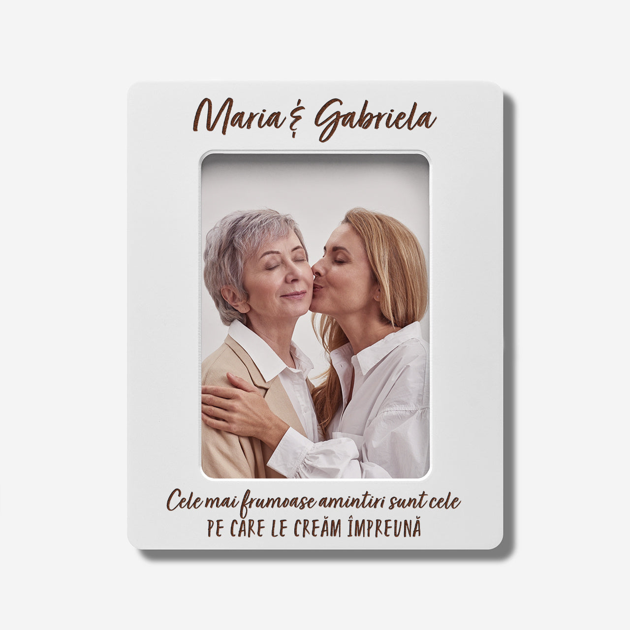 Ramă foto personalizată – cadou pentru prietenă la ziua de naștere