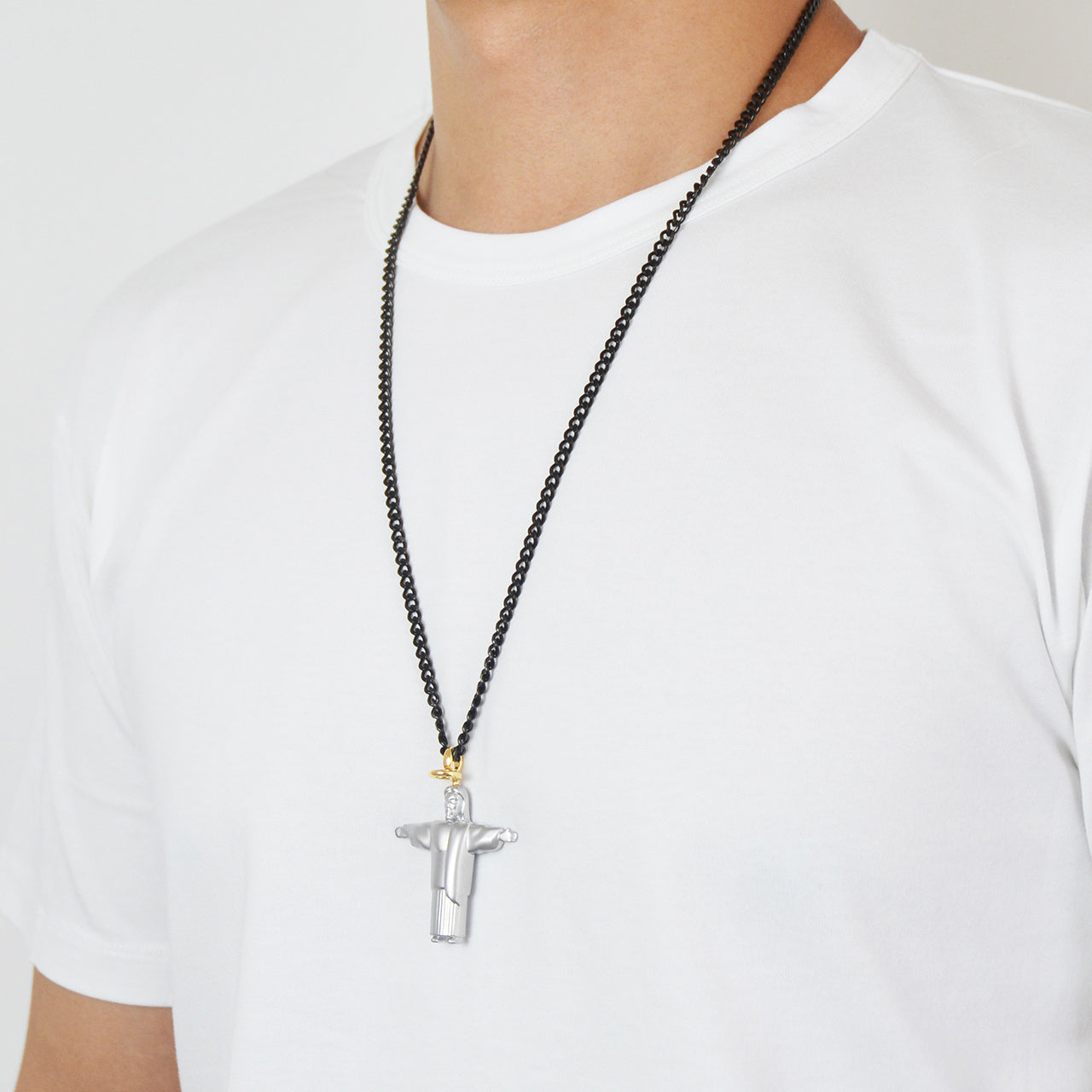 Colier cu pandantiv Iisus