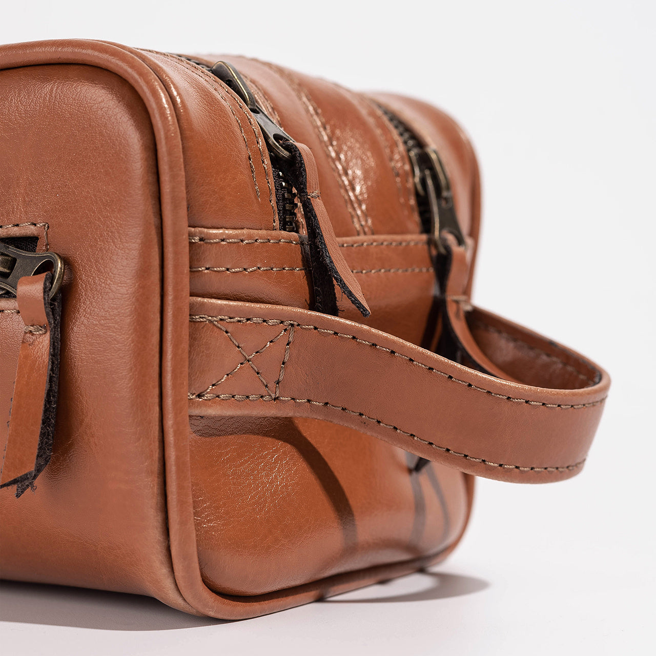 Kosmetyczka męska skórzana - oryginalny prezent dla motocyklisty prezent dla fana motoryzacji