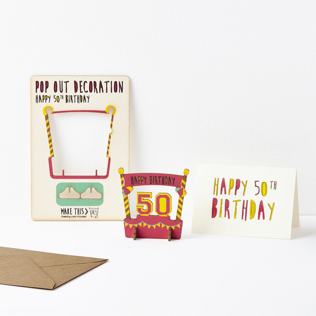 Felicitare din lemn cu surpriză – pentru 50 de ani