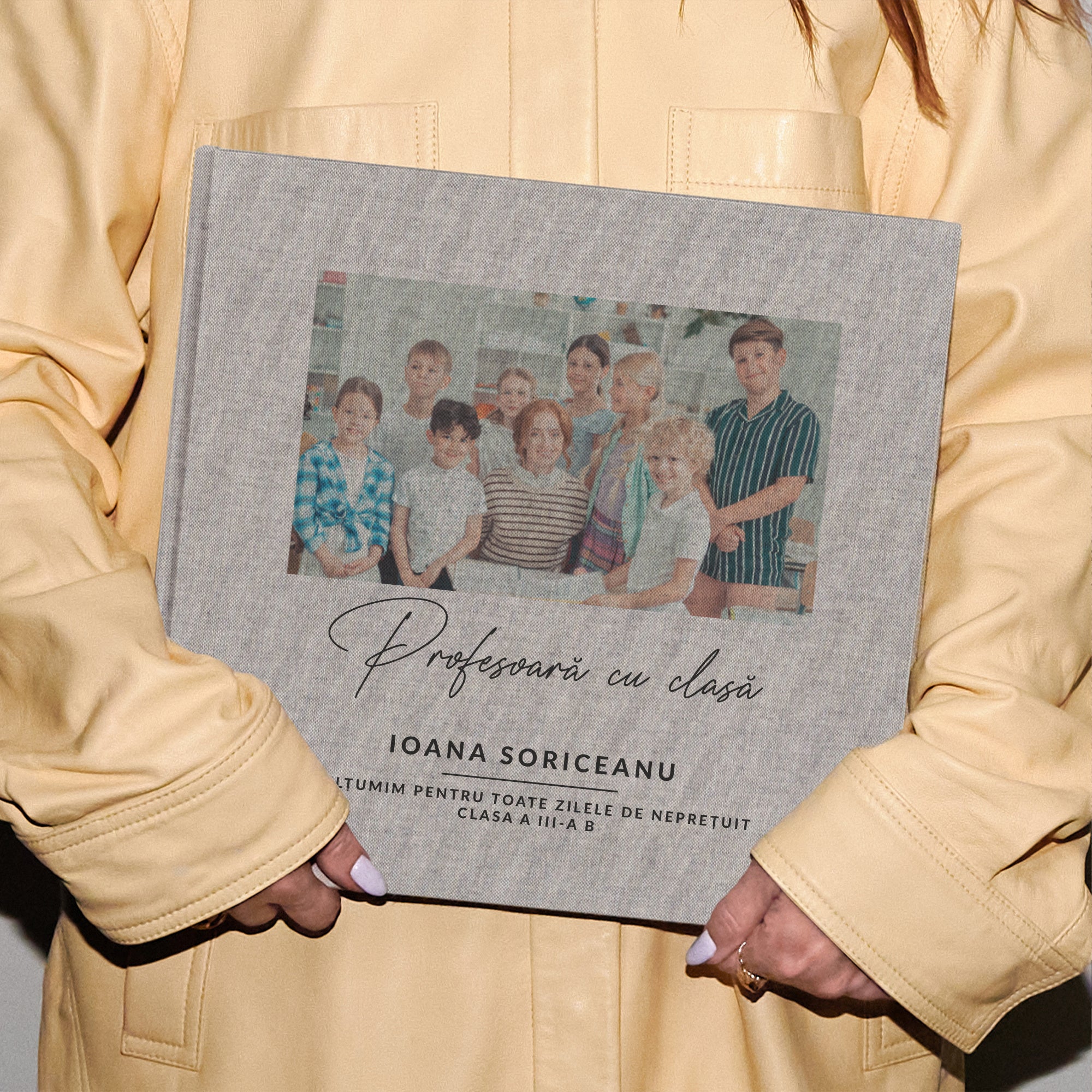 Album personalizat – cadou de Ziua Profesorului