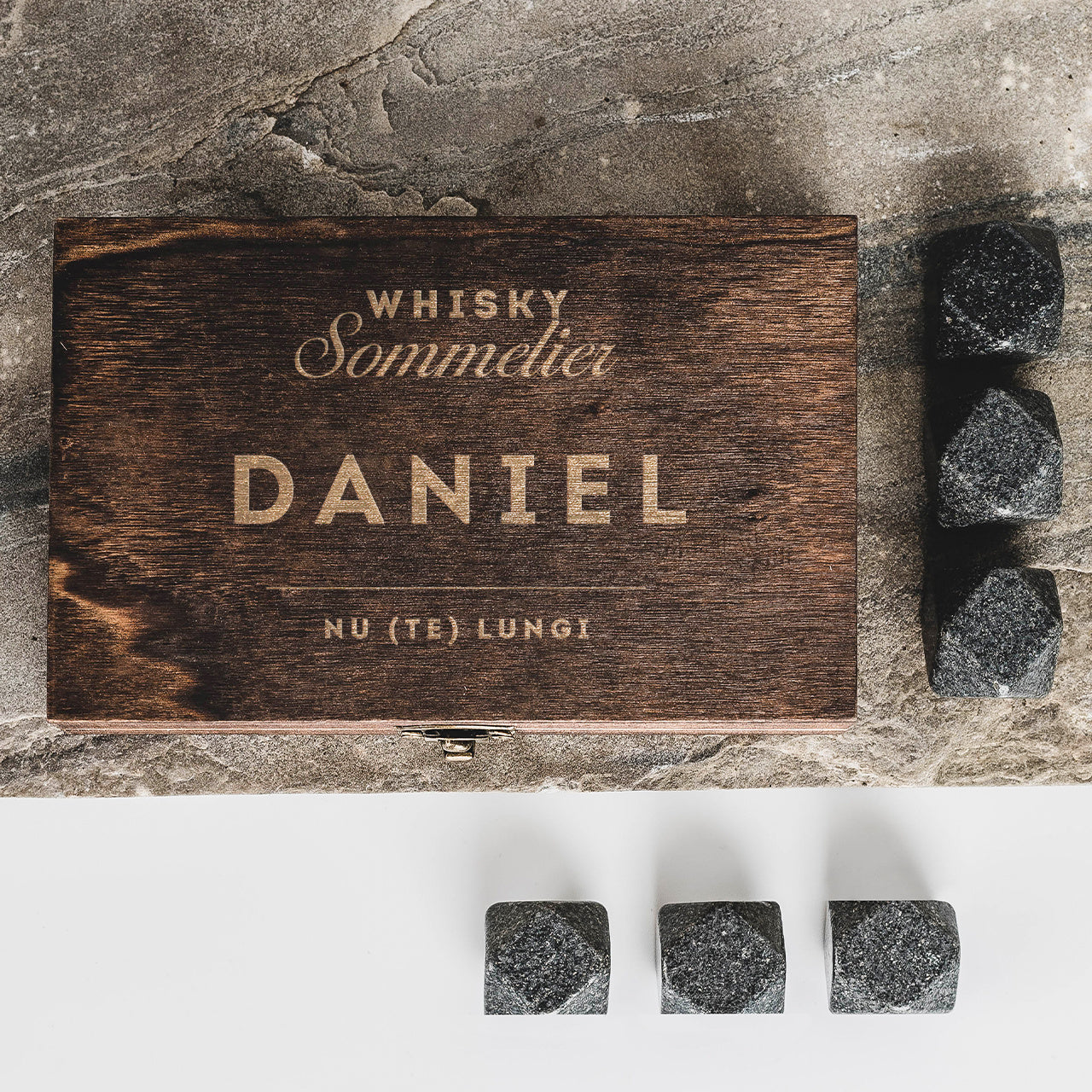 Pietre de whisky - cadou pentru el