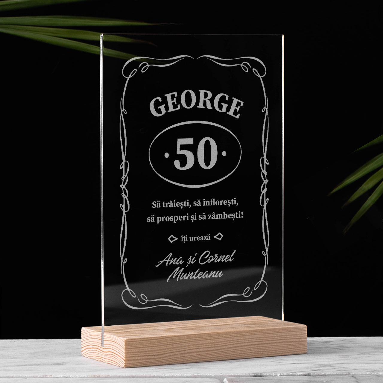 Statuetă gravată pentru a 50-a aniversare