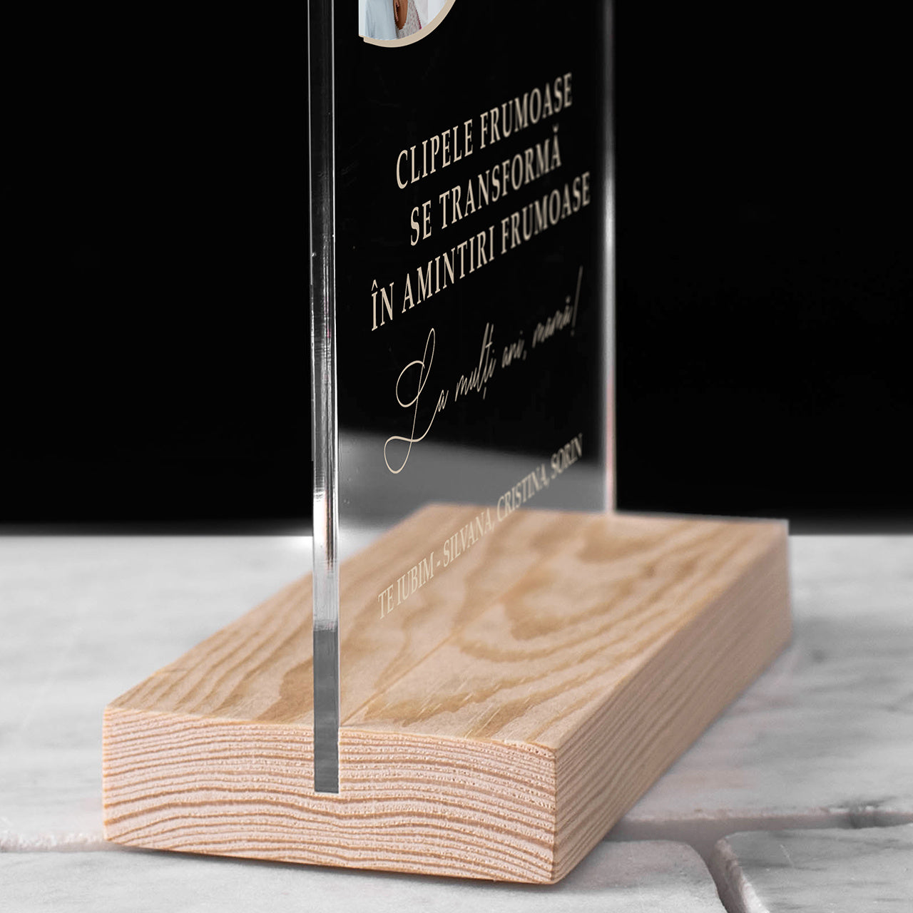 Statuetă pentru mama la 50 de ani