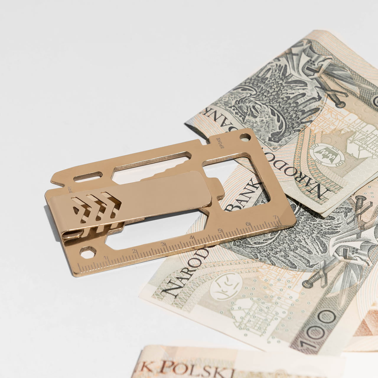 Spinacz do banknotów Karta survivalowa prezent dla survivalowca prezent dla podróżnika