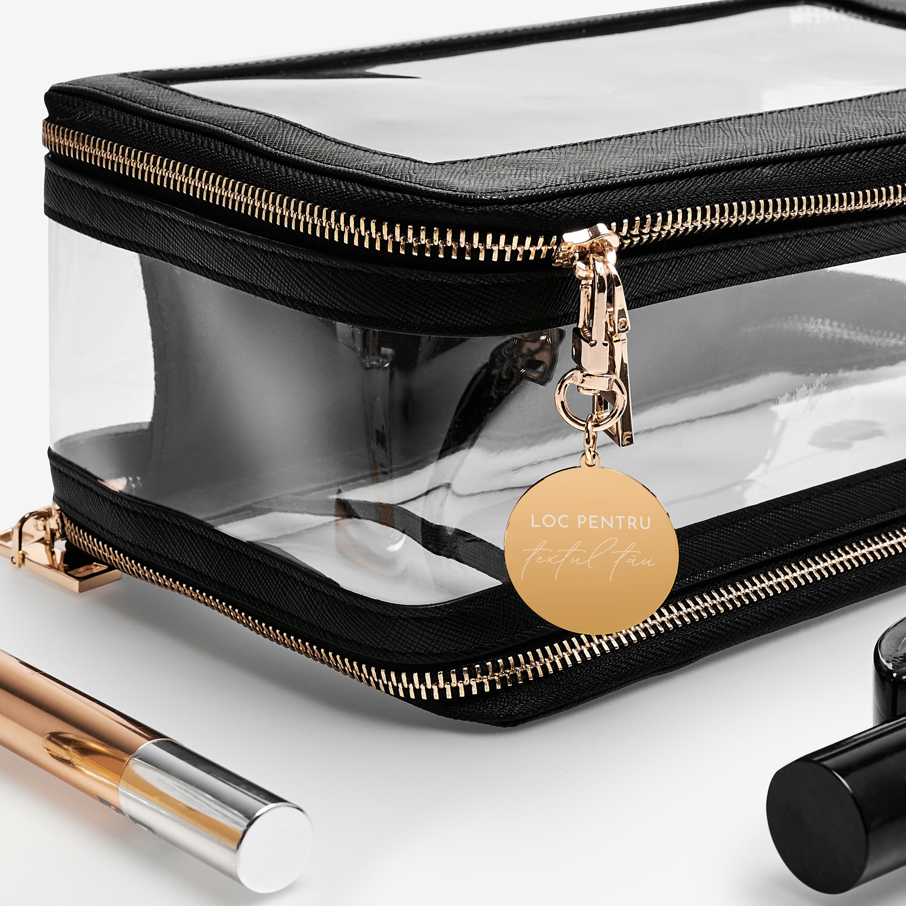 Podróżna kosmetyczka z personalizowaną zawieszką - Twój Tekst prezent dla kobiety kosmetyczka personalizowana