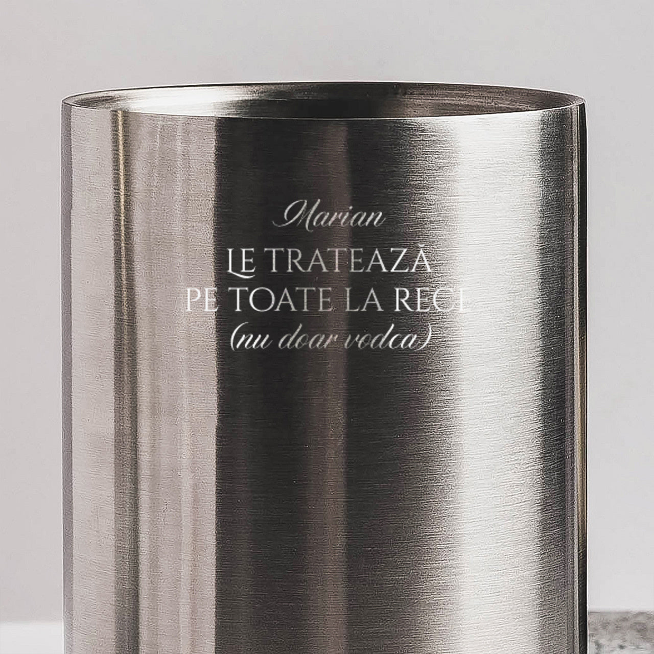 Cooler do butelek na prezent dla mężczyzny prezent dla niego cooler do wódki