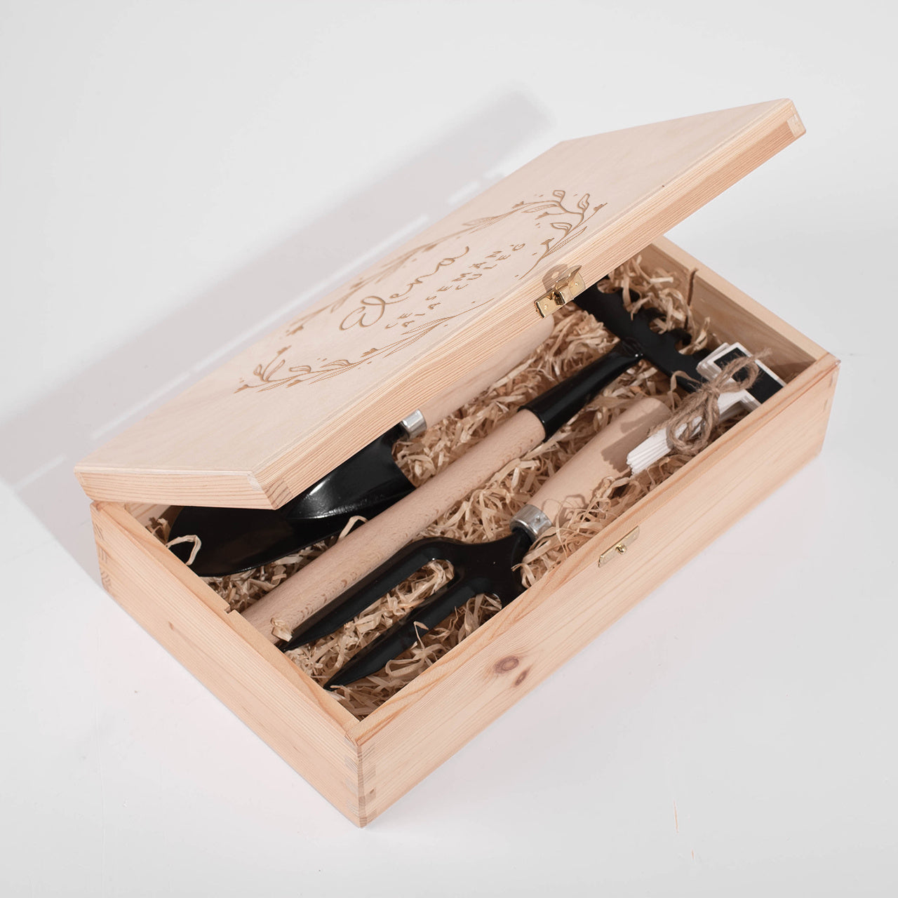 Set de unelte pentru grădinărit în cutie gravată