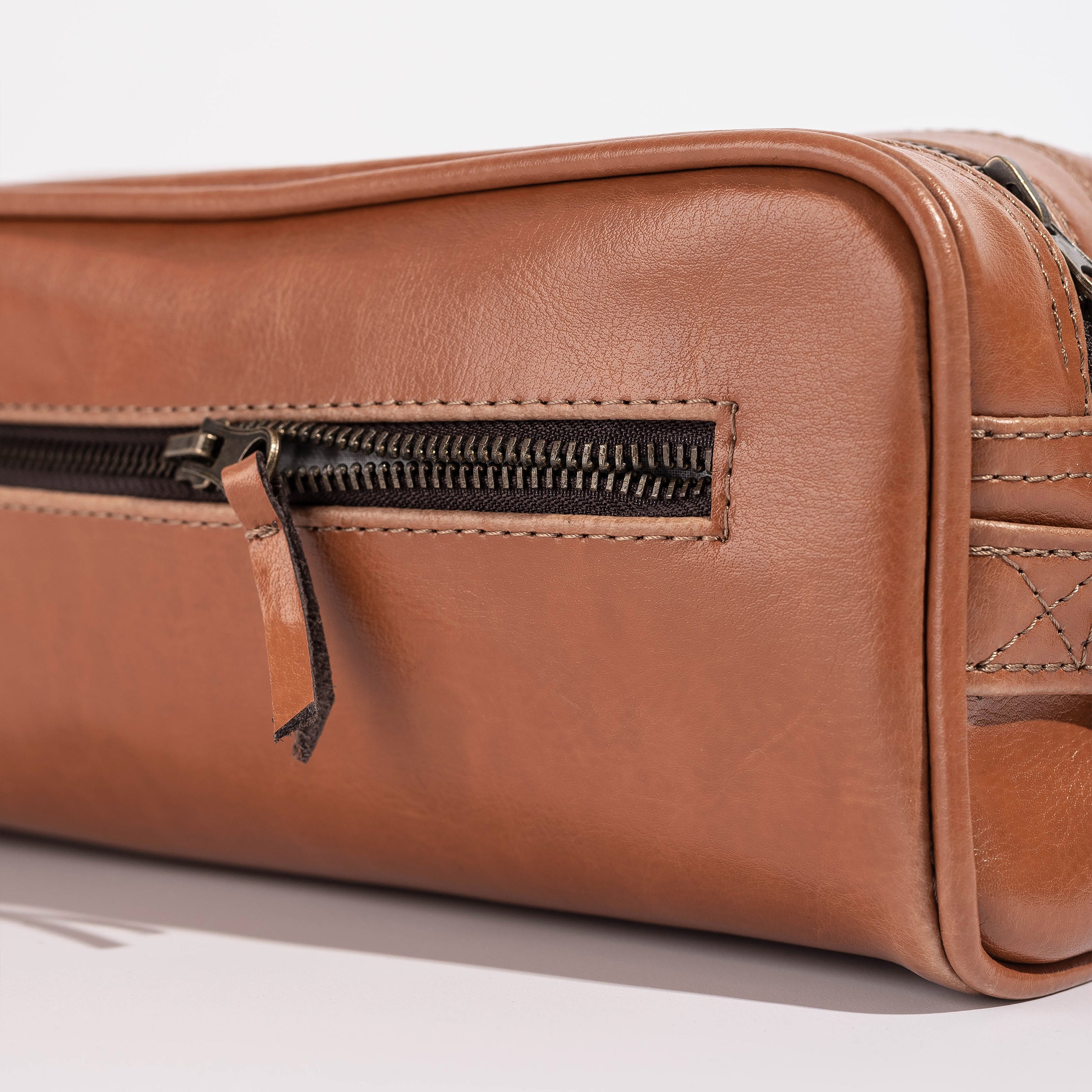 Kosmetyczka personalizowana - elegancki prezent urodzinowy prezent dla mężczyznny