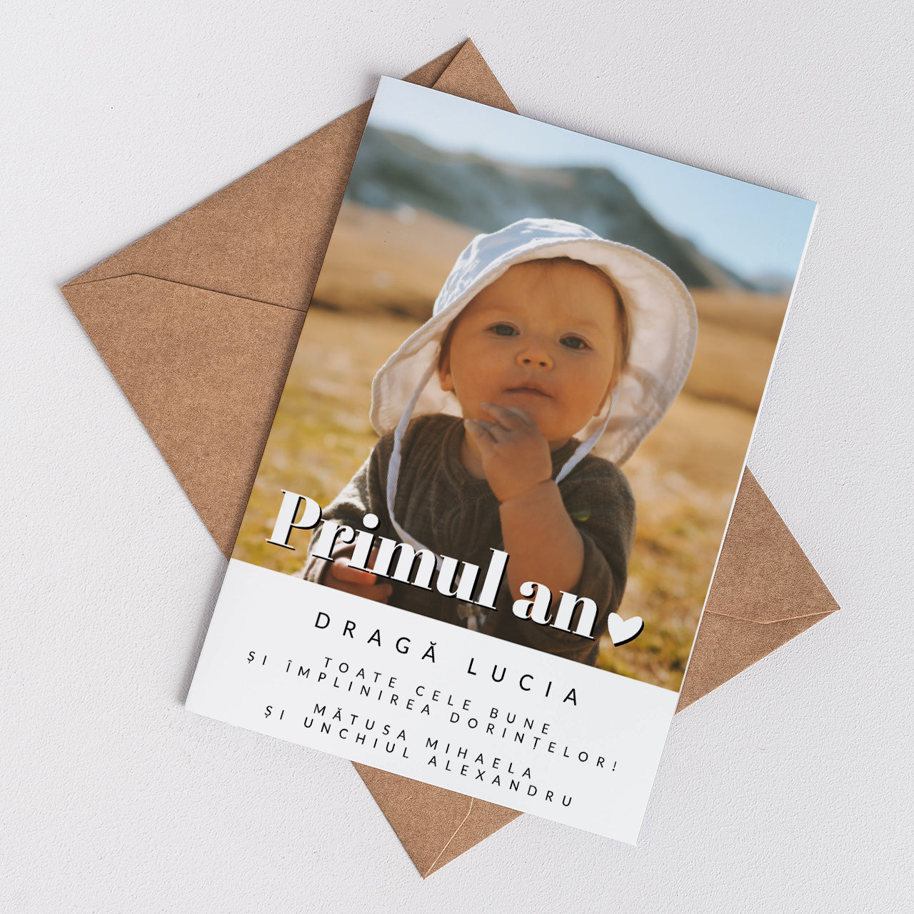 Felicitare personalizată pentru primul an - felicitare cu fotografie