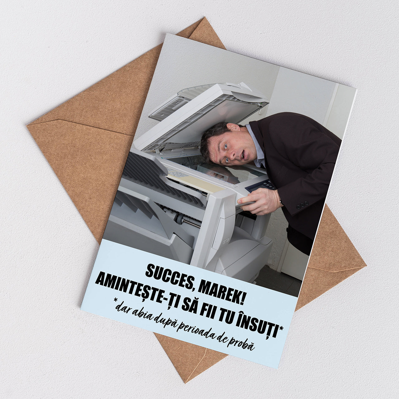 Kartka na pożegnanie kolegi z pracy - Bądź Sobą personalizowana kartka drobny upominek na pożegnanie