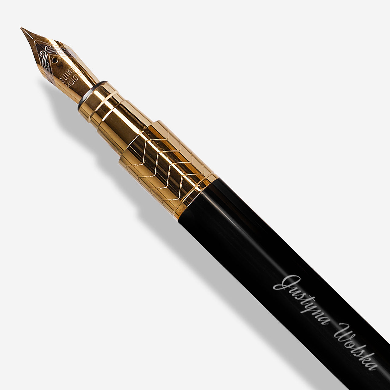 Eleganckie pióro z grawerem - prezent dla kobiety