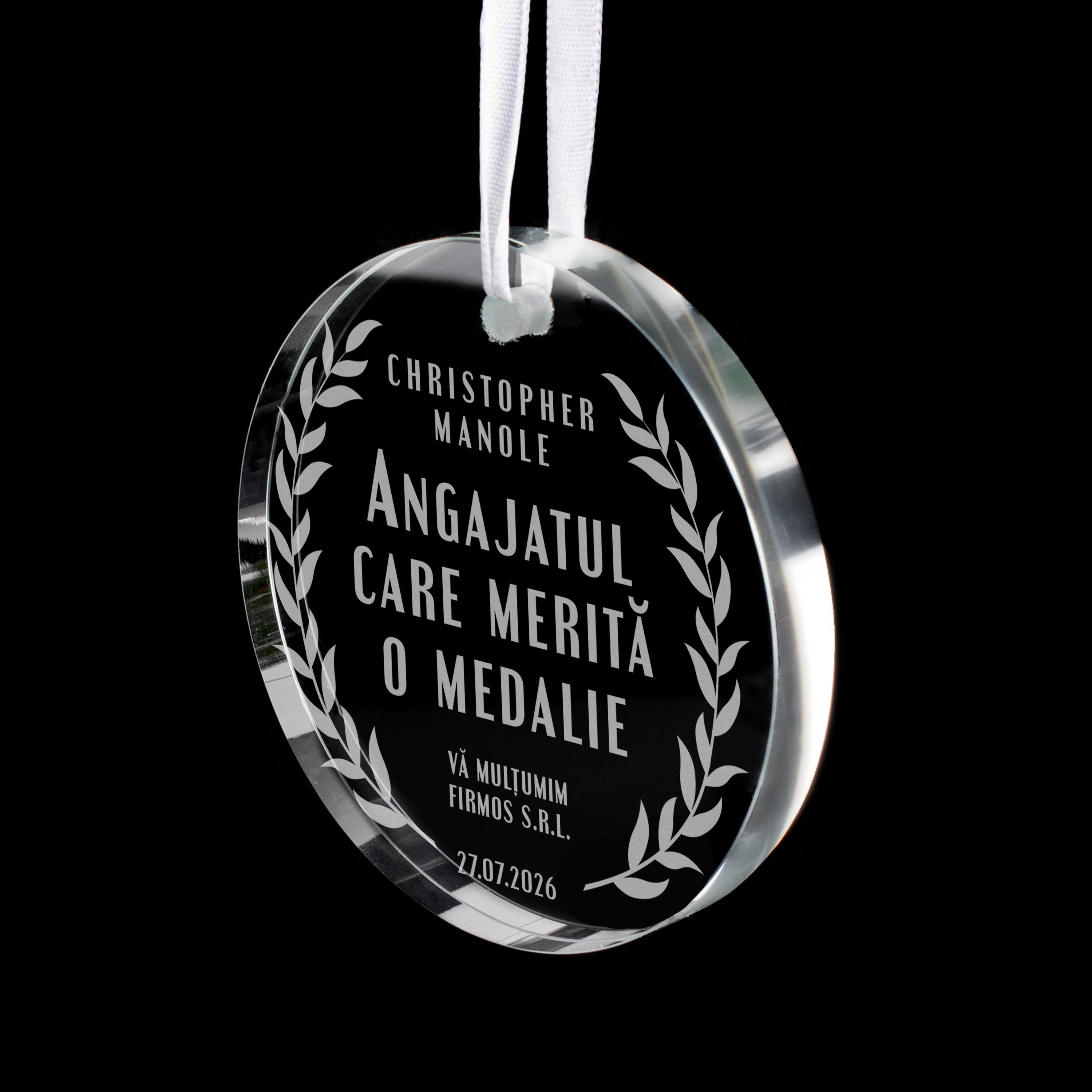 Ornament gravat din sticlă – Medalie pentru angajat